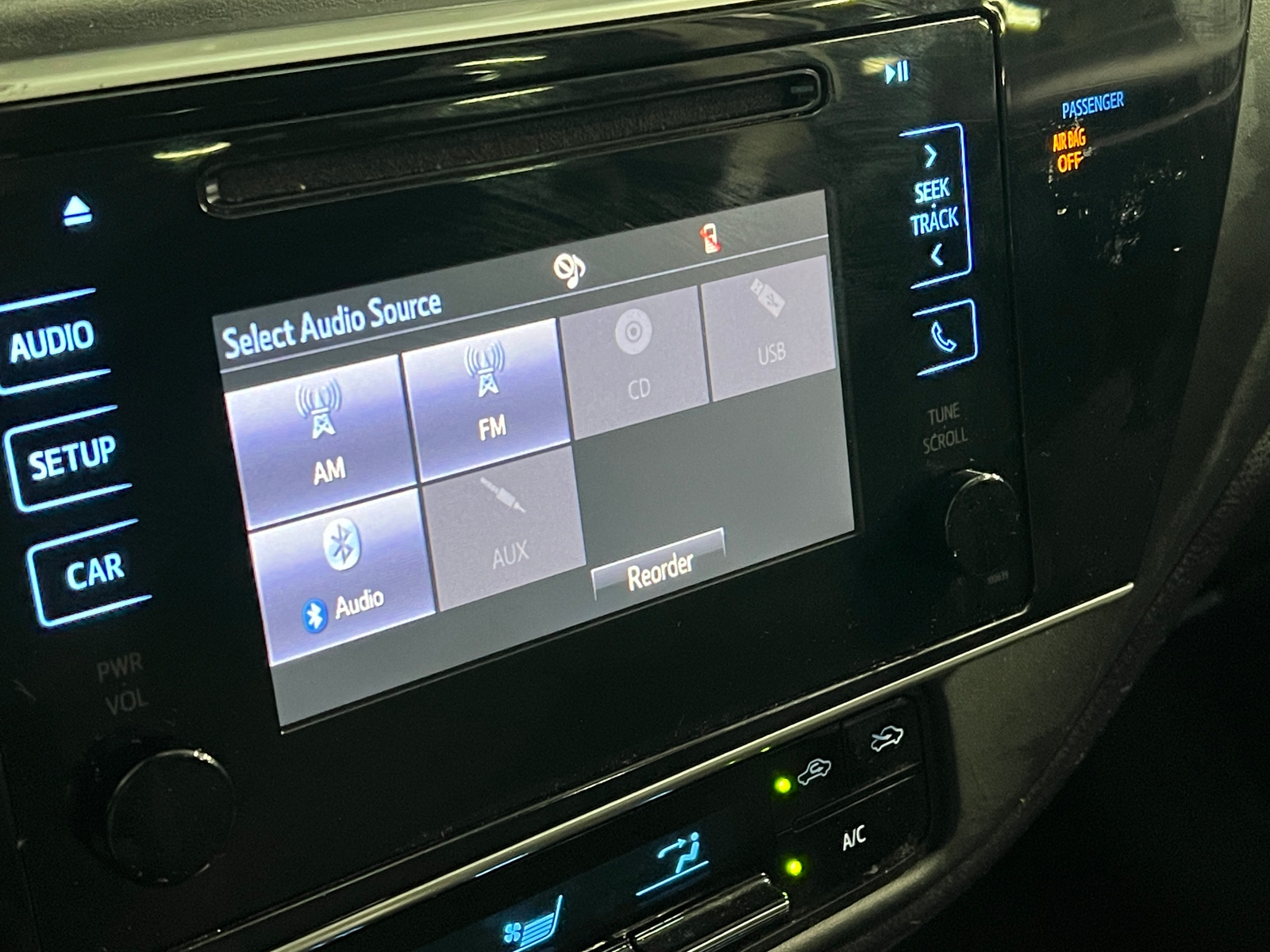 Thumbnail: 2019 Toyota Corolla - 4