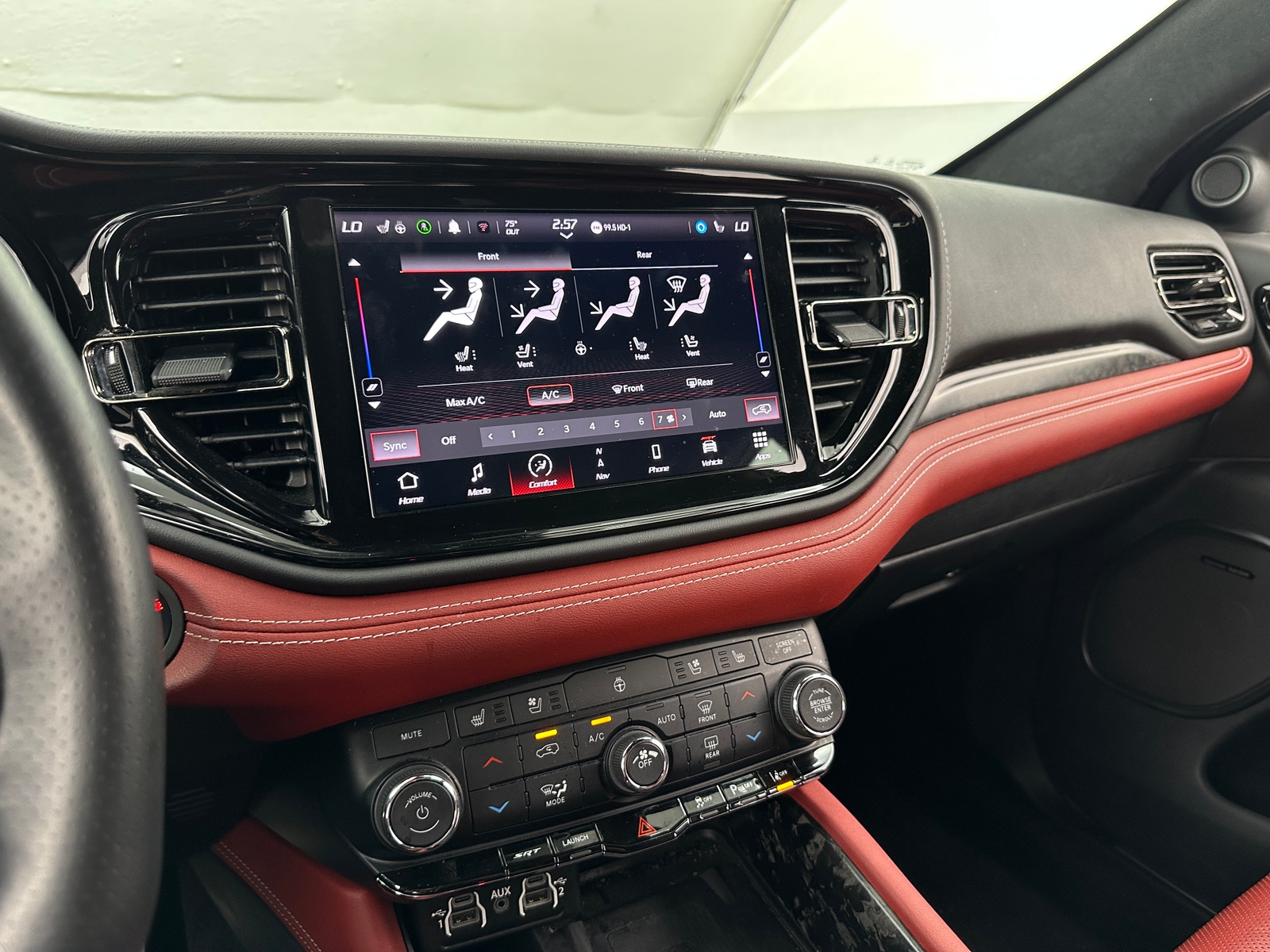 Thumbnail: 2022 Dodge Durango - 3