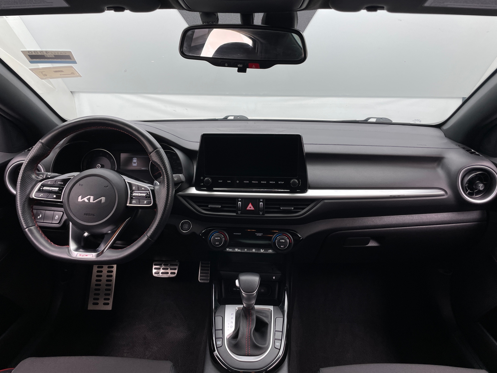 Thumbnail: 2023 Kia Forte - 3