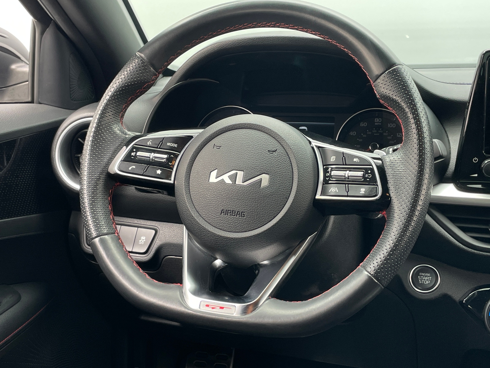 Thumbnail: 2023 Kia Forte - 5