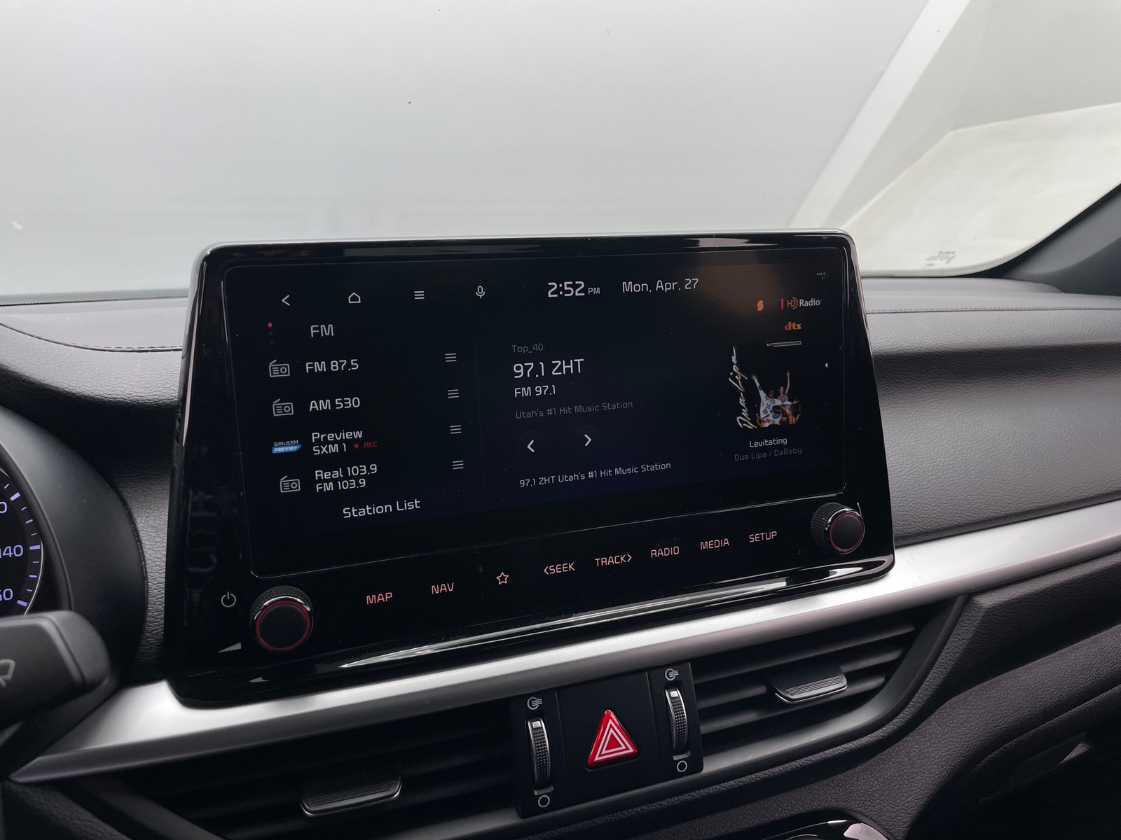 Thumbnail: 2023 Kia Forte - 4
