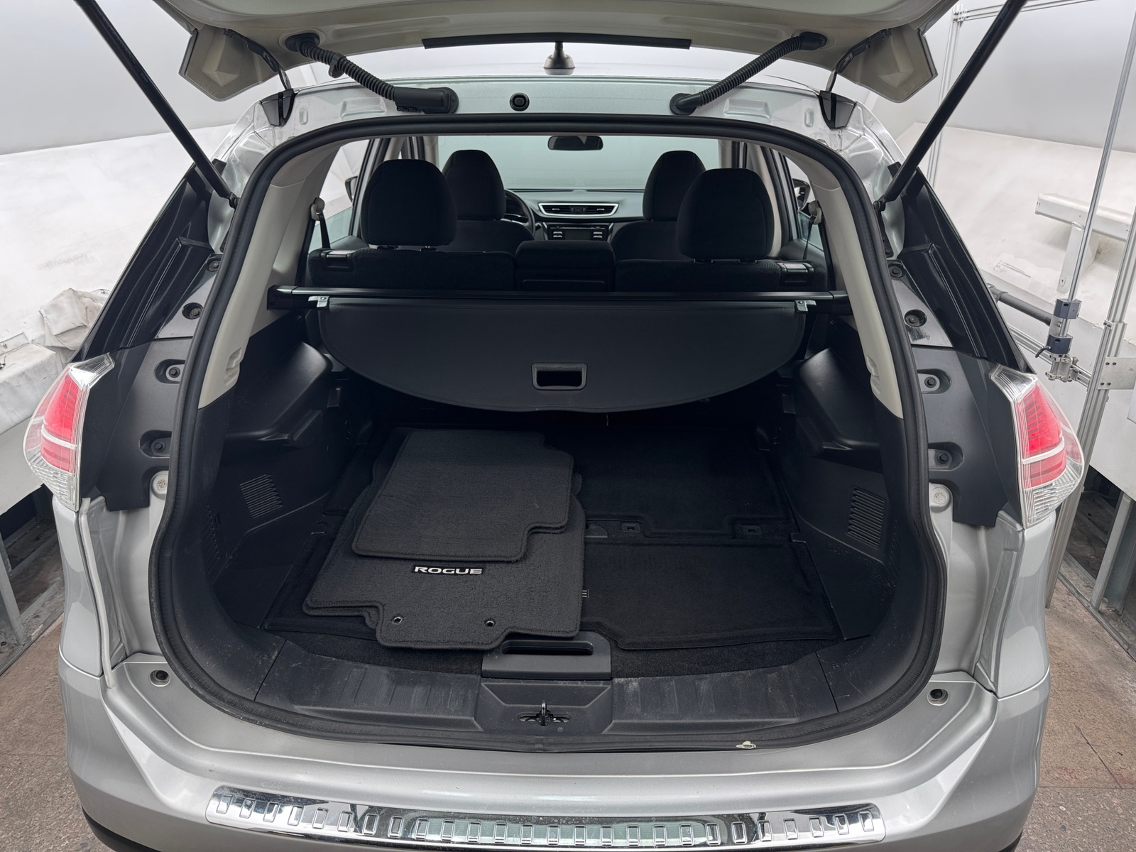Thumbnail: 2016 Nissan Rogue - 7