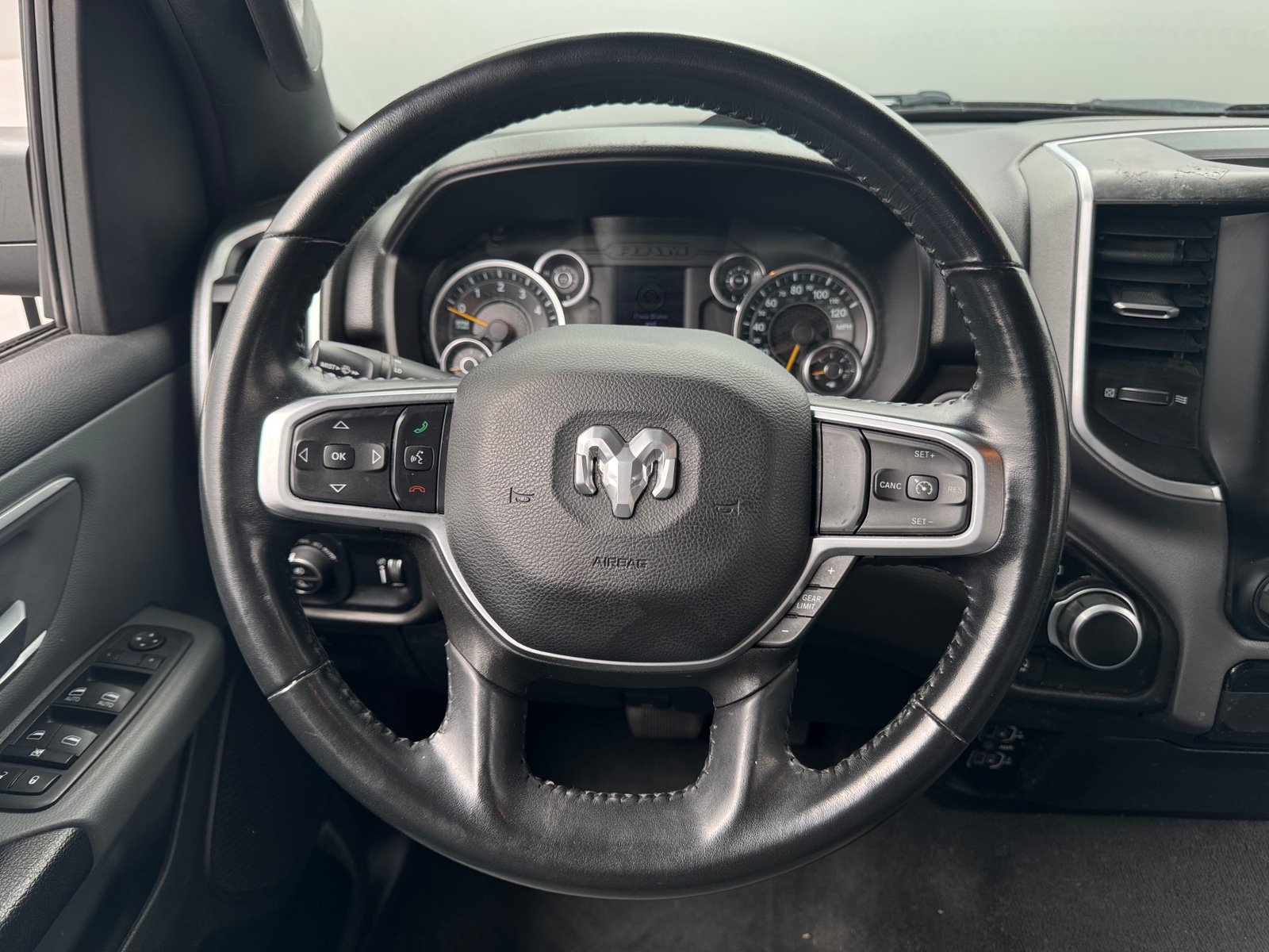 Thumbnail: 2022 RAM 1500 - 5