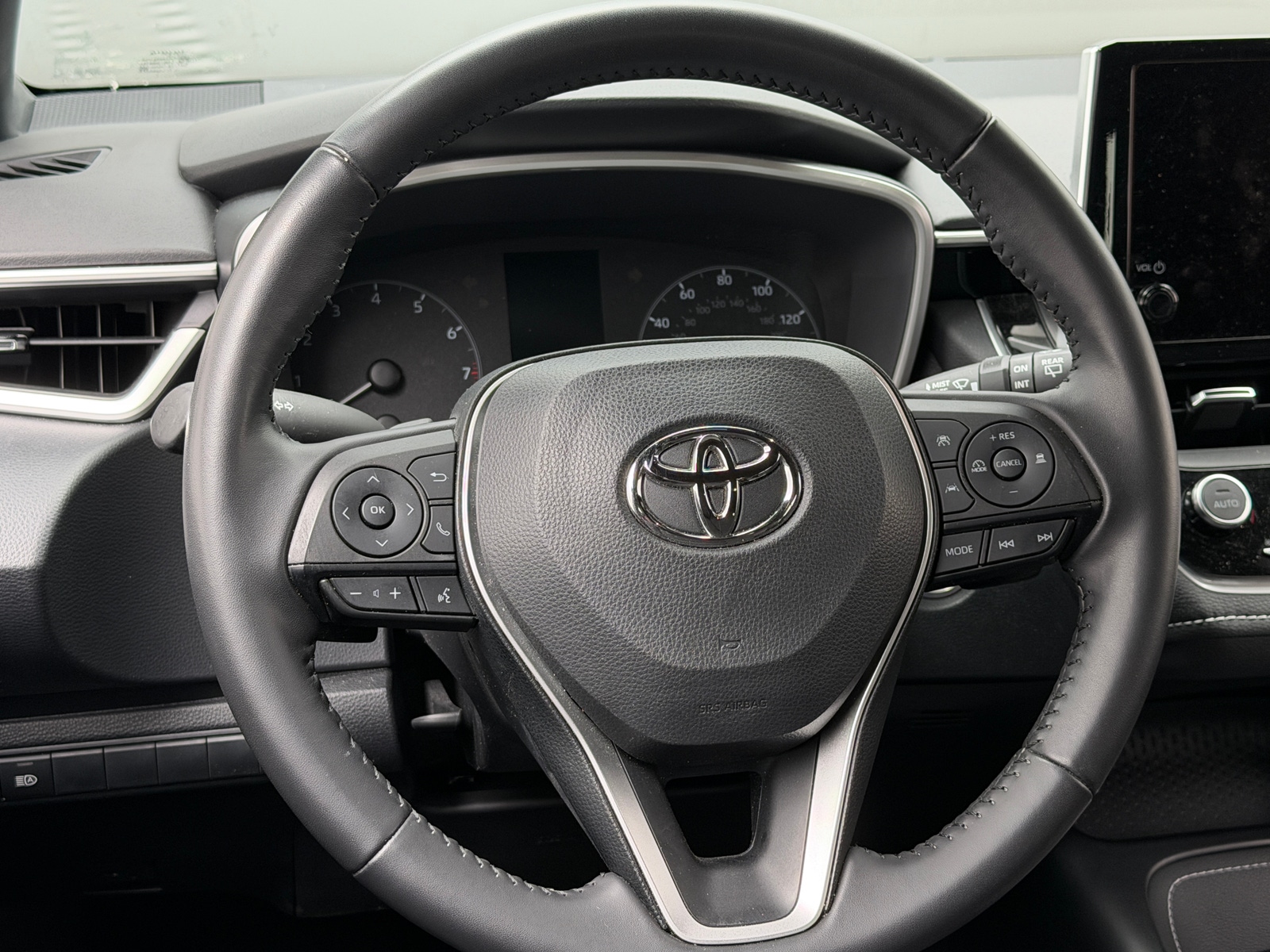 Thumbnail: 2023 Toyota Corolla - 5