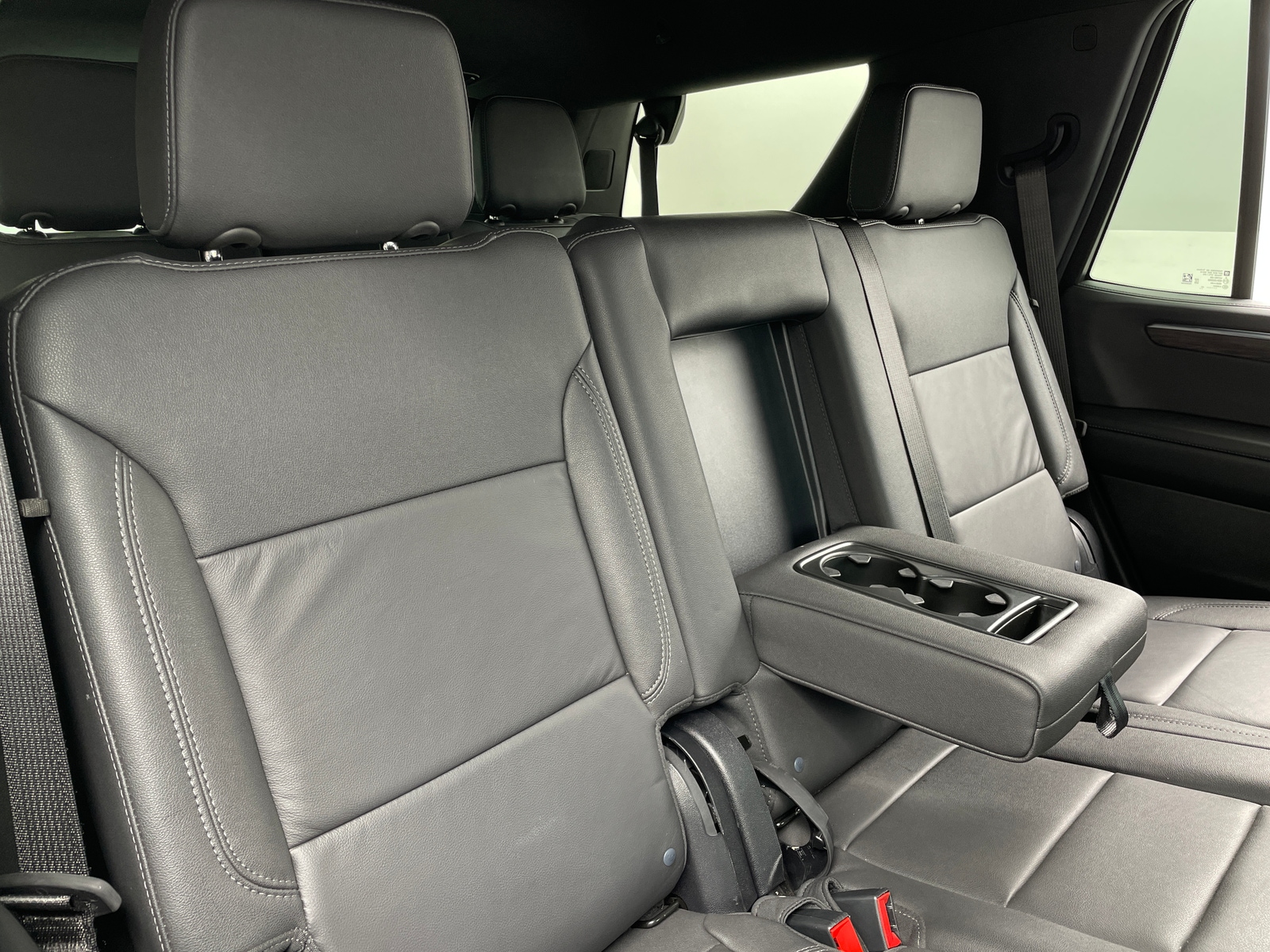 Thumbnail: 2025 Chevrolet Tahoe - 5