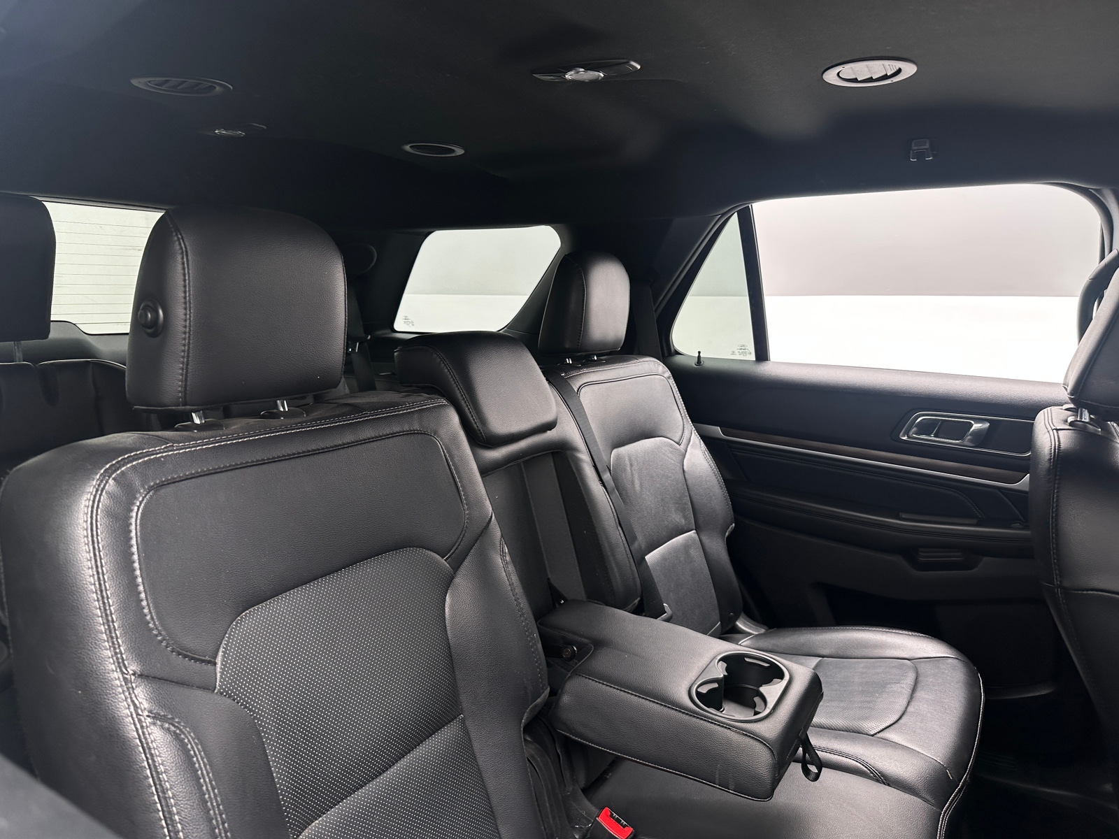 Thumbnail: 2019 Ford Explorer - 5