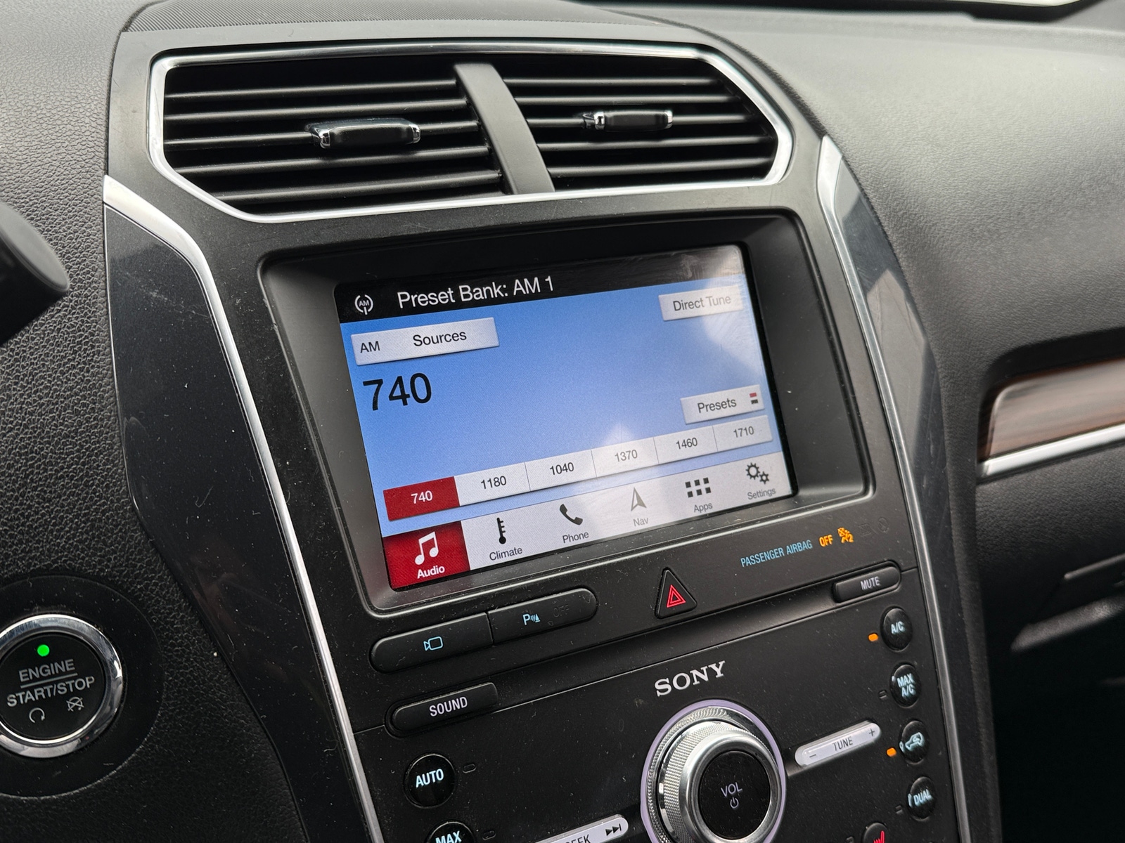 Thumbnail: 2019 Ford Explorer - 3