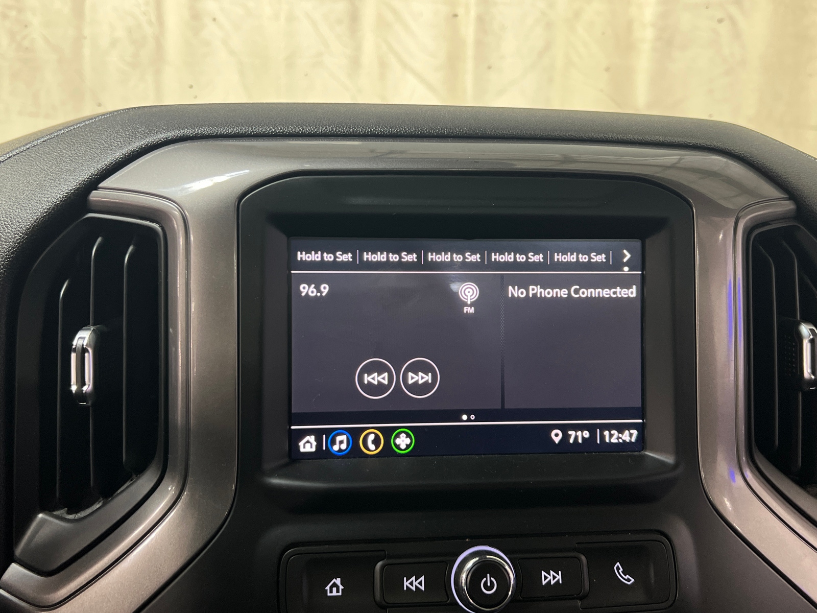 Thumbnail: 2025 Chevrolet Silverado 1500 - 3