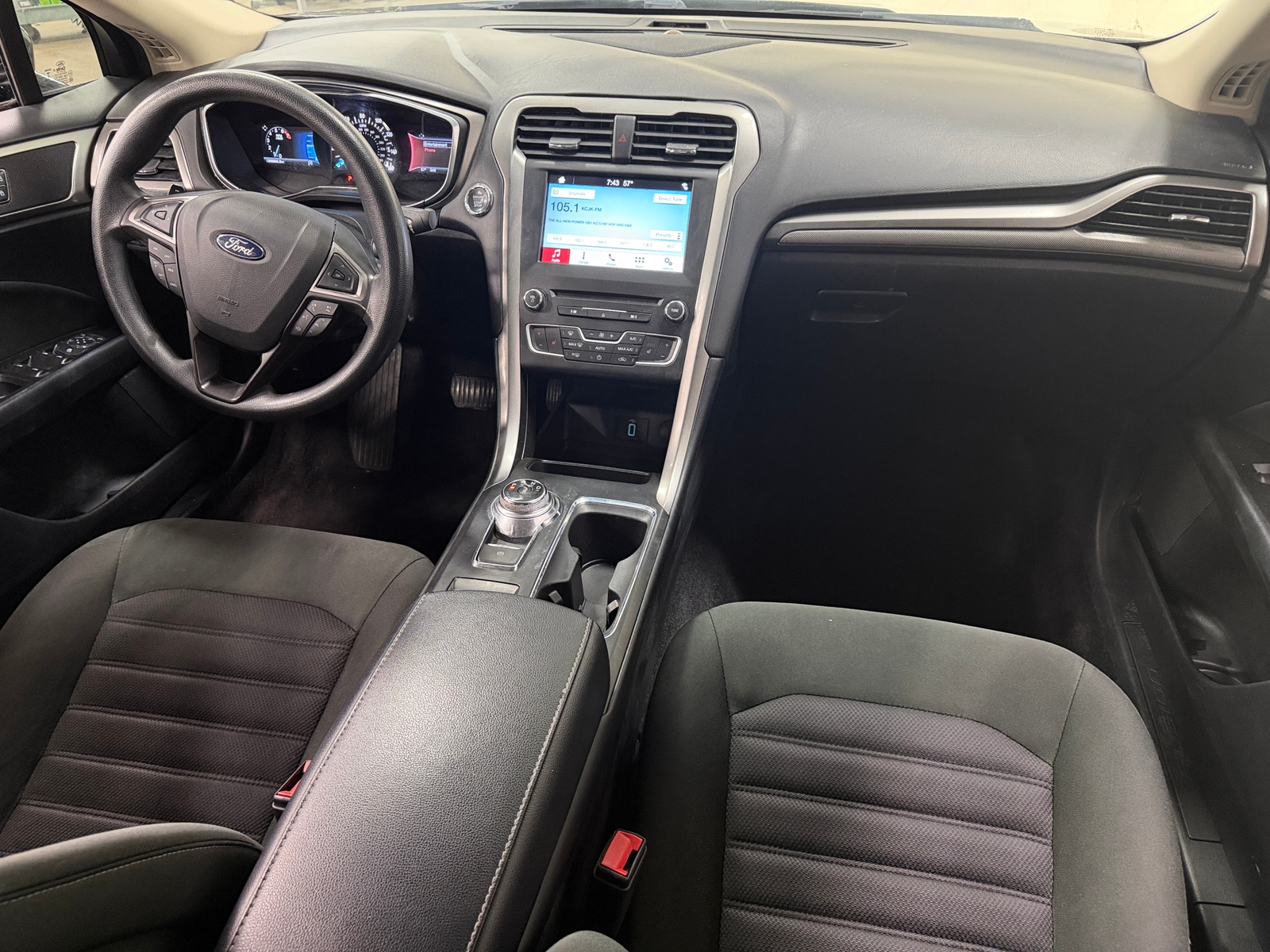Thumbnail: 2017 Ford Fusion - 3