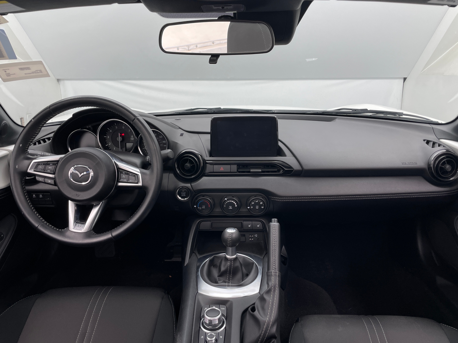 Thumbnail: 2023 Mazda MX-5 Miata - 3