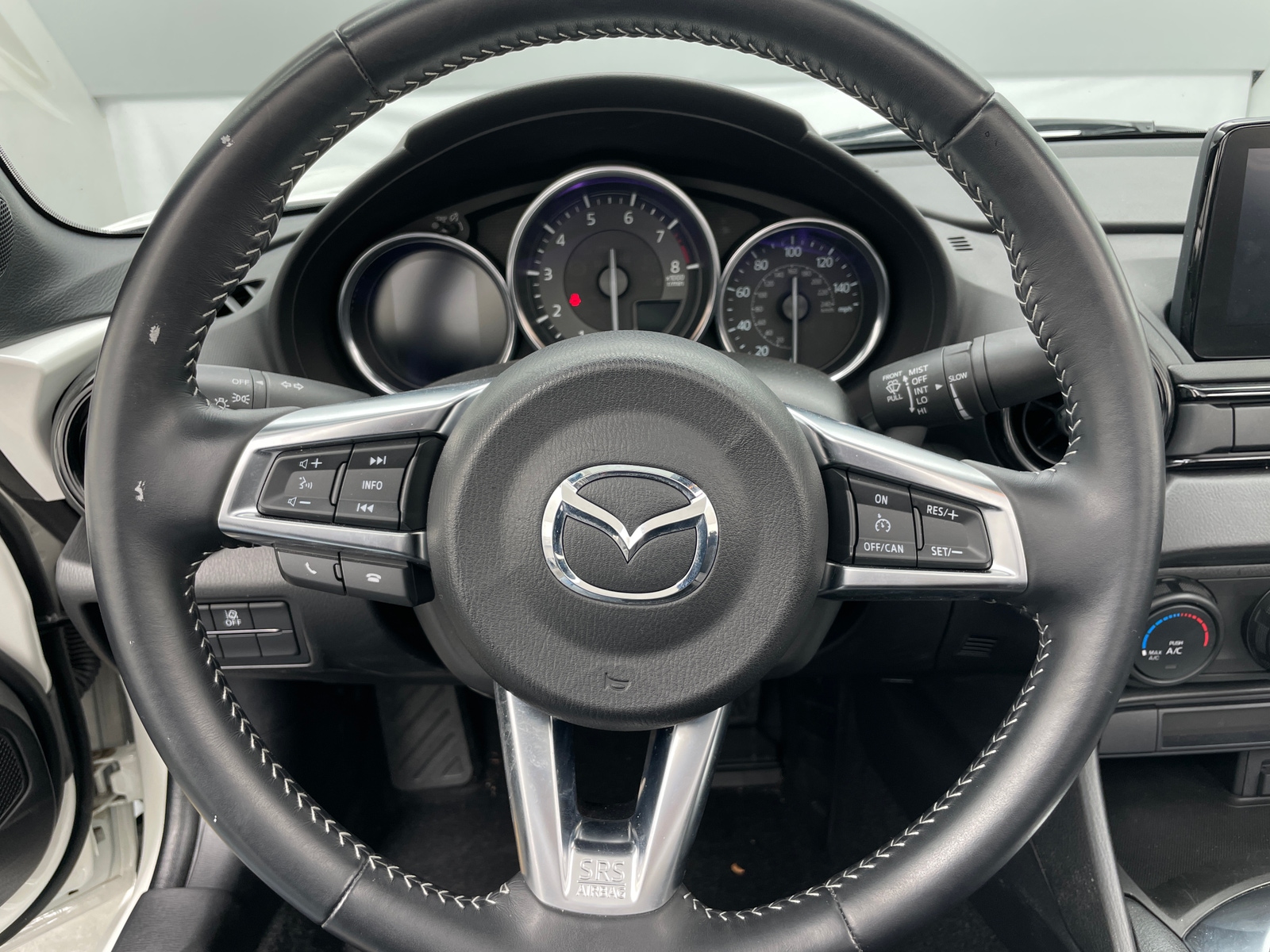 Thumbnail: 2023 Mazda MX-5 Miata - 5