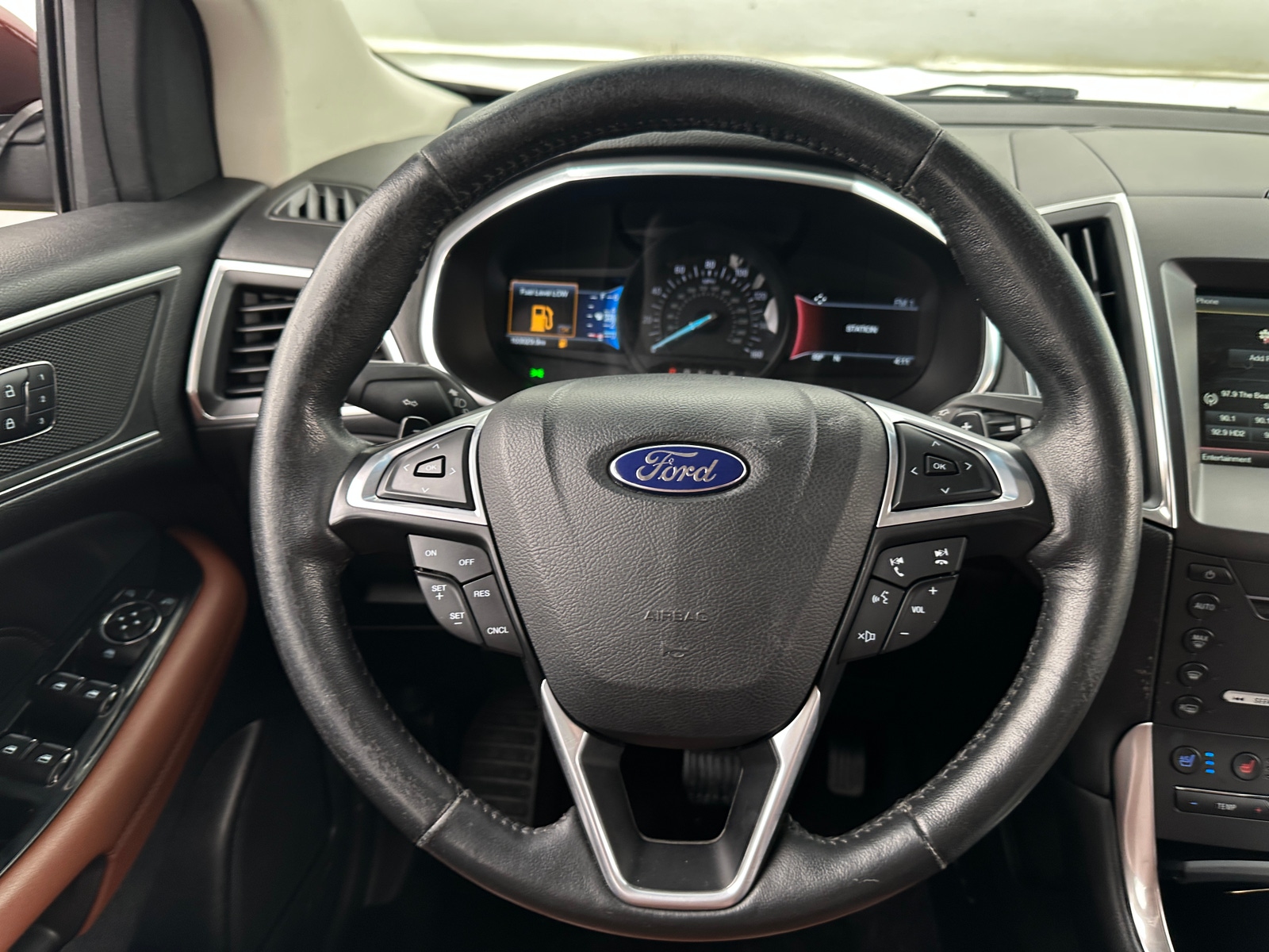 Thumbnail: 2015 Ford Edge - 4