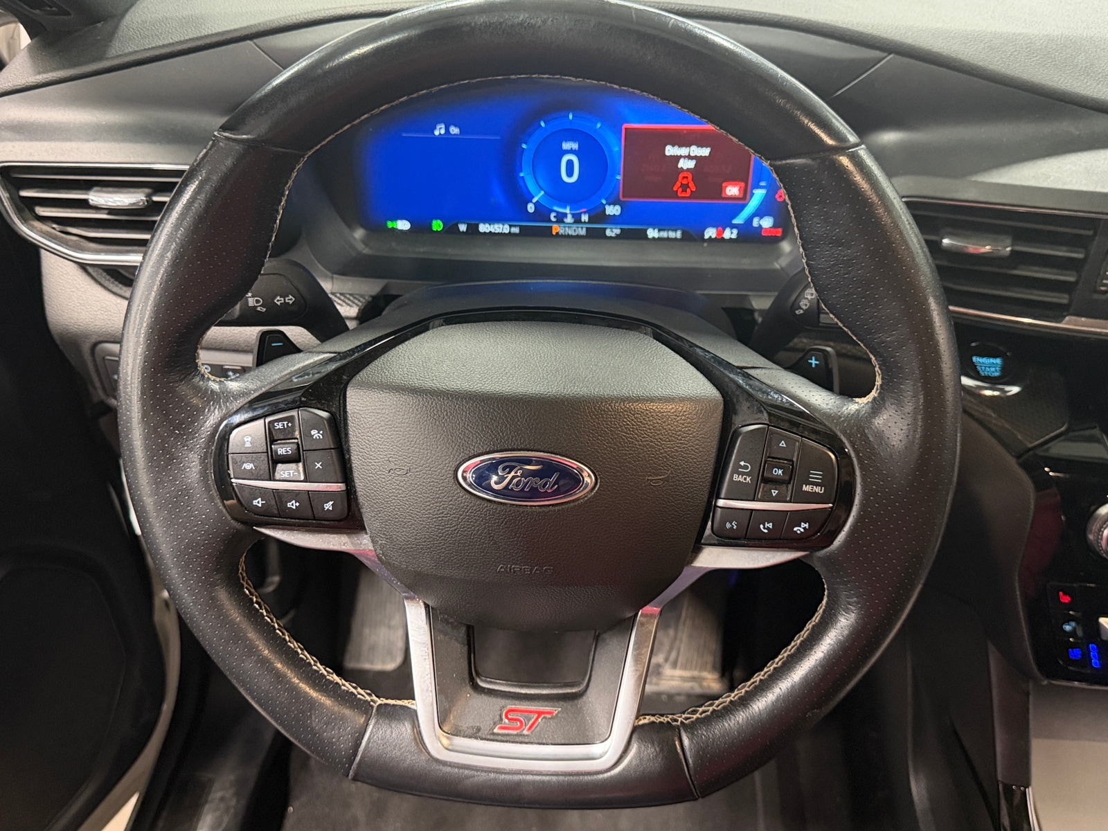 Thumbnail: 2022 Ford Explorer - 4