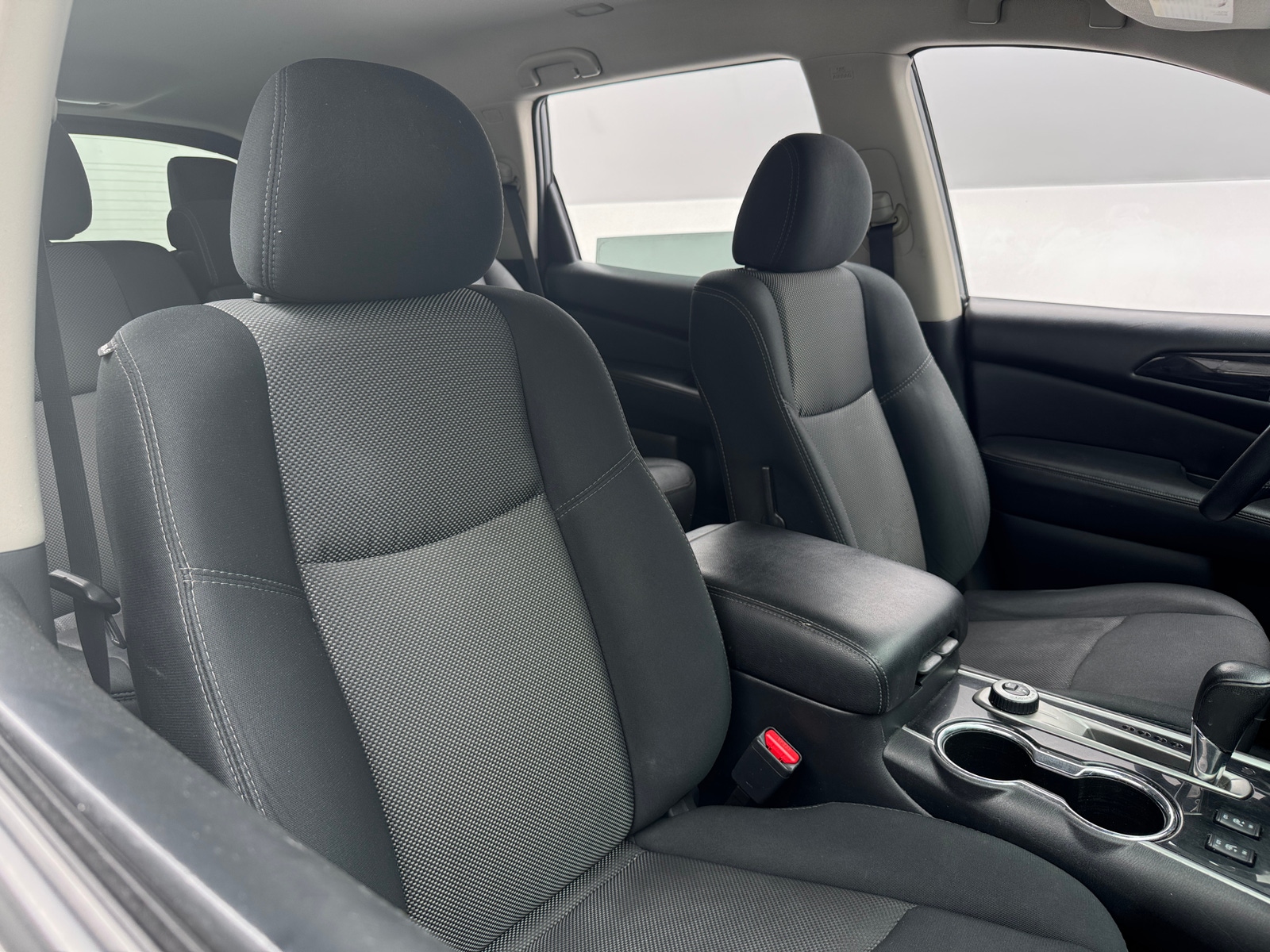 Thumbnail: 2019 Nissan Pathfinder - 2
