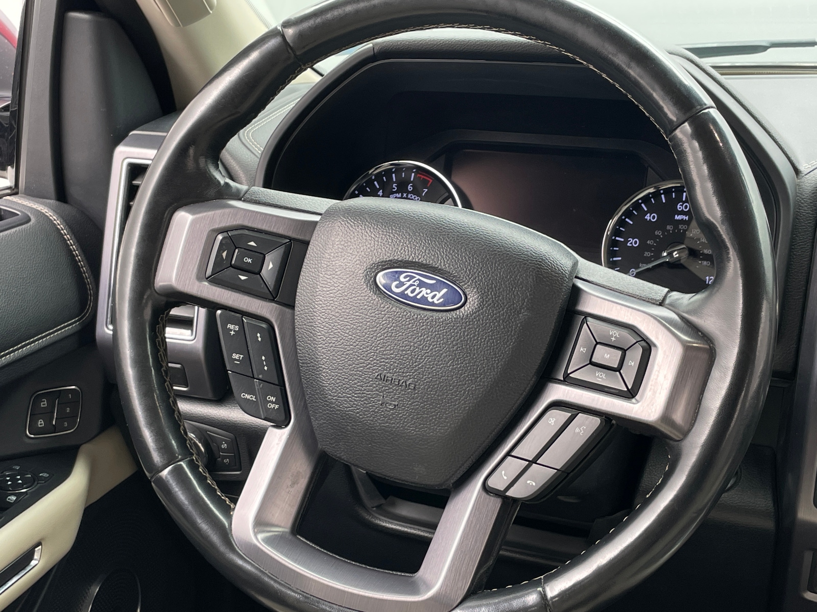 Thumbnail: 2019 Ford Expedition MAX - 4