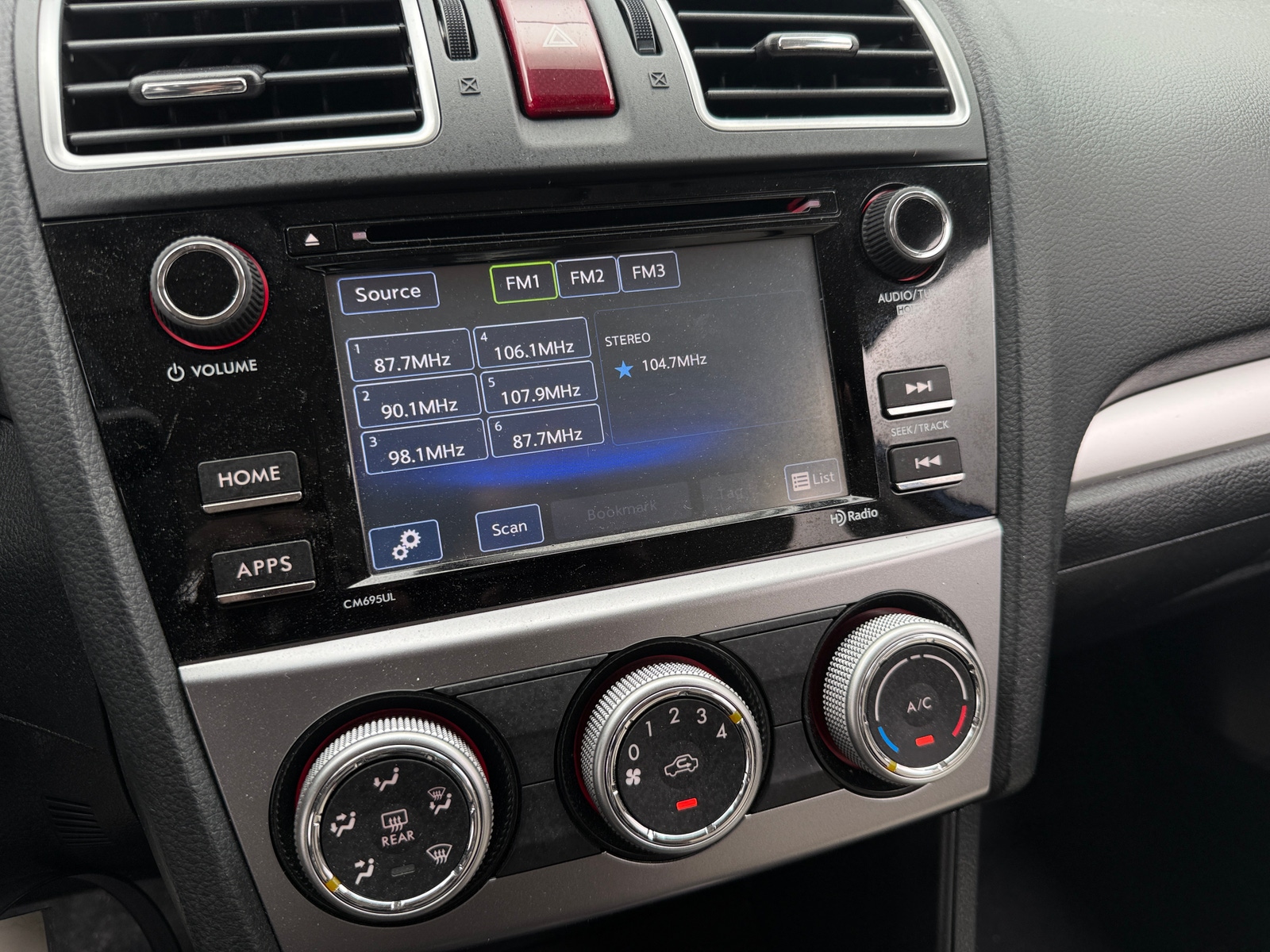 Thumbnail: 2016 Subaru Crosstrek - 4