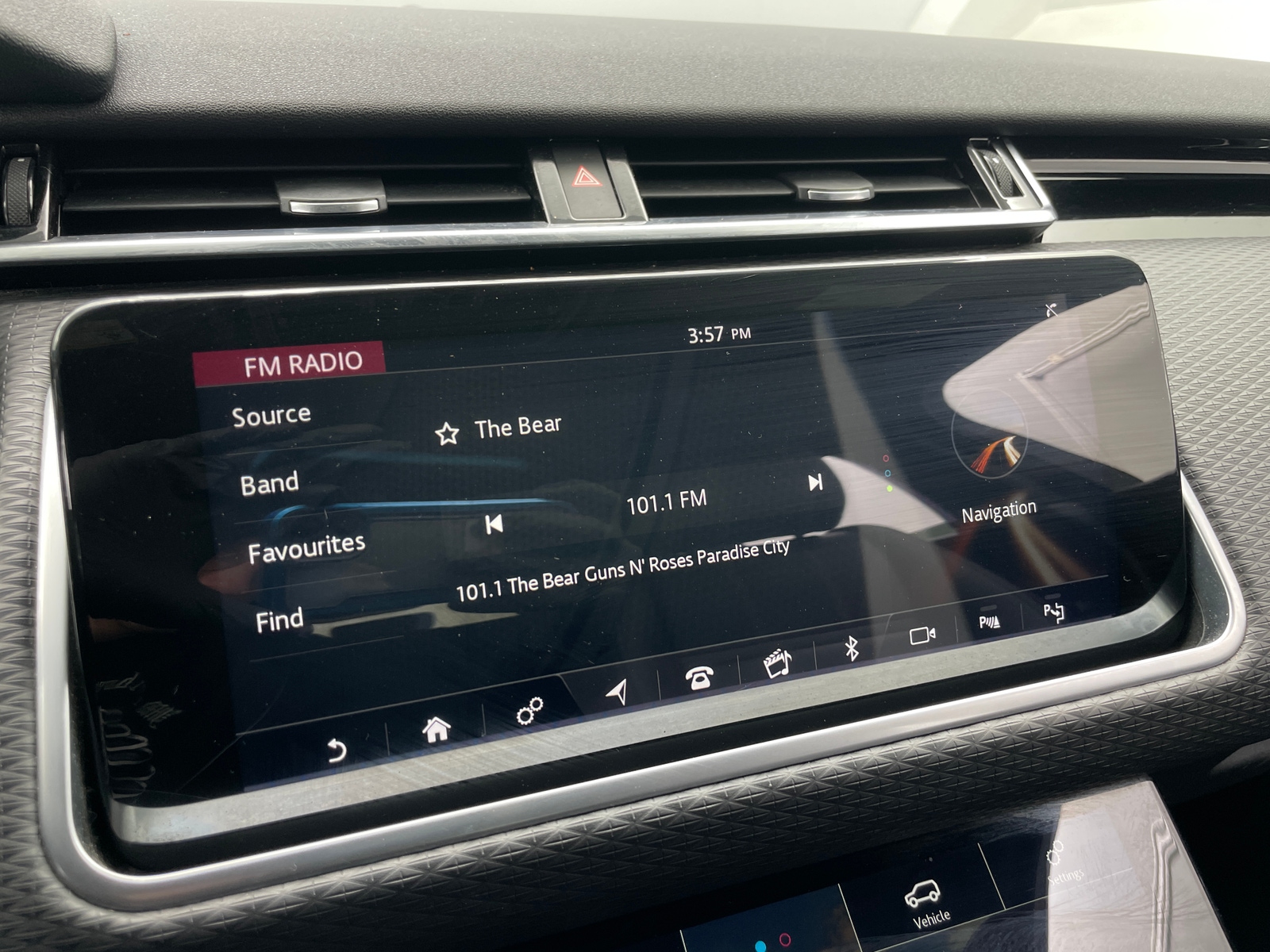 Thumbnail: 2019 Land Rover Range Rover Velar - 3