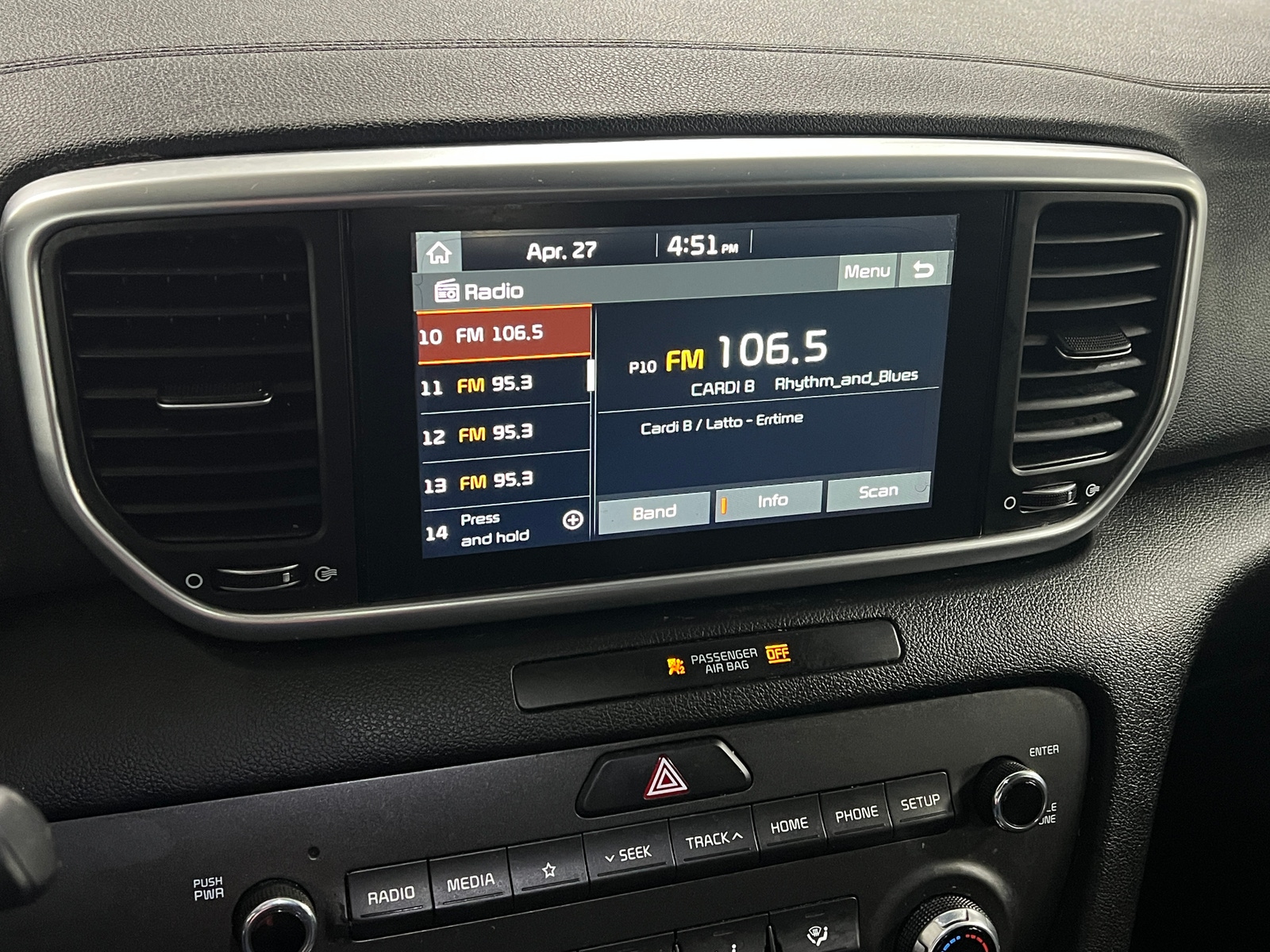 Thumbnail: 2021 Kia Sportage - 3