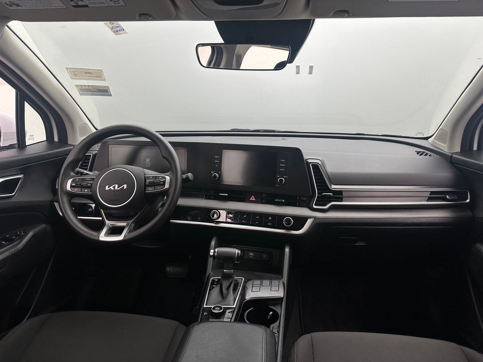 Thumbnail: 2025 Kia Sportage - 3