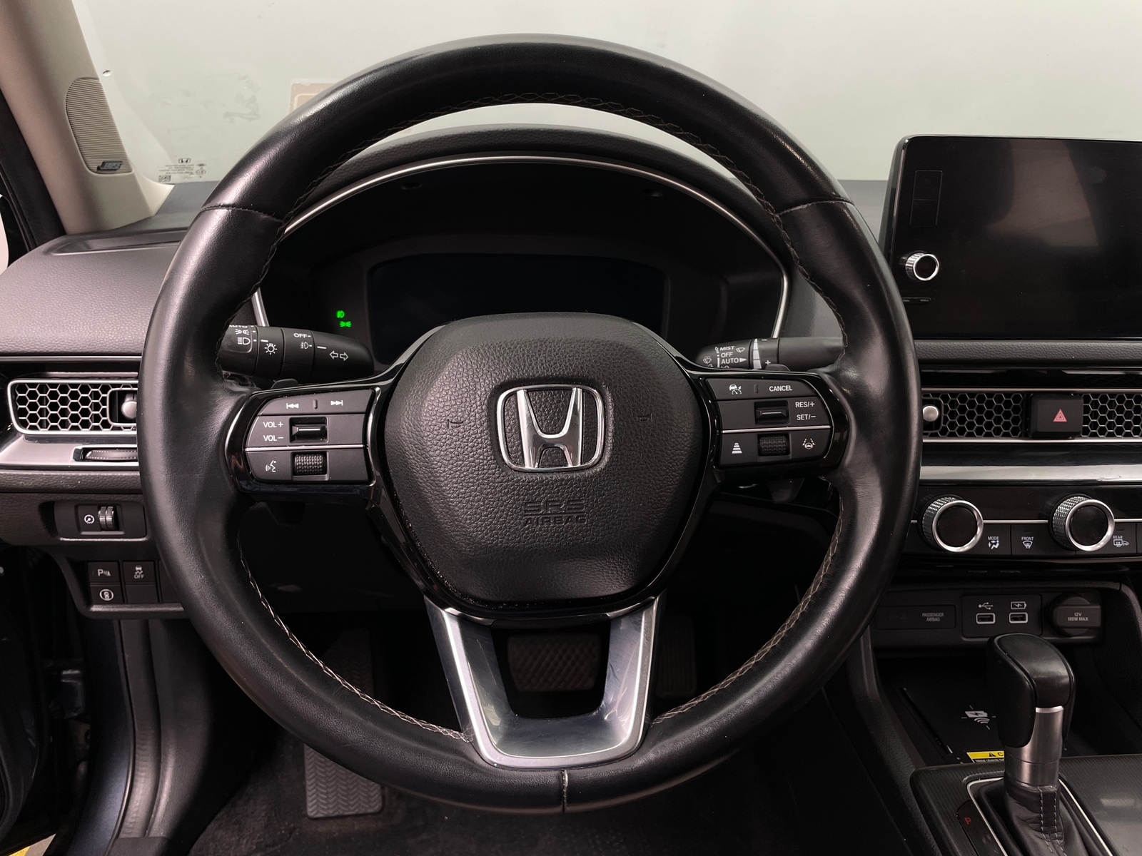Thumbnail: 2023 Honda Civic - 4
