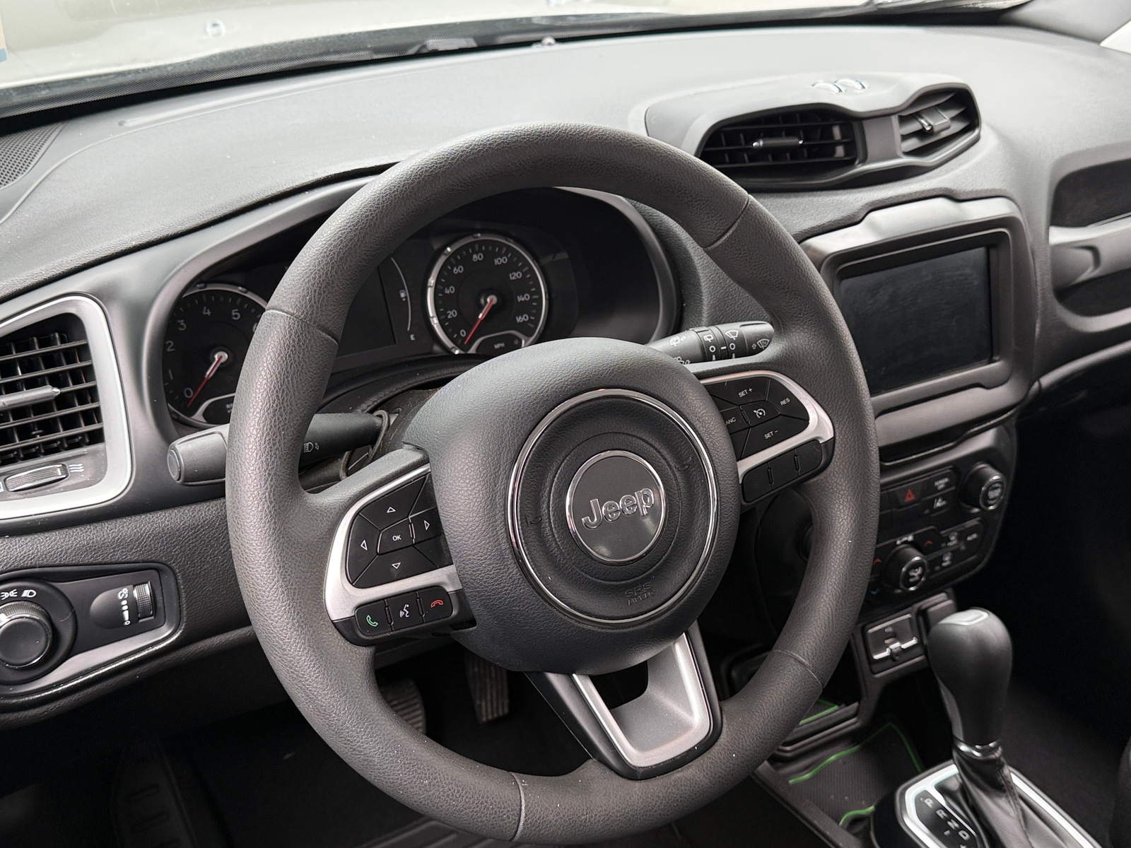 Thumbnail: 2021 Jeep Renegade - 5