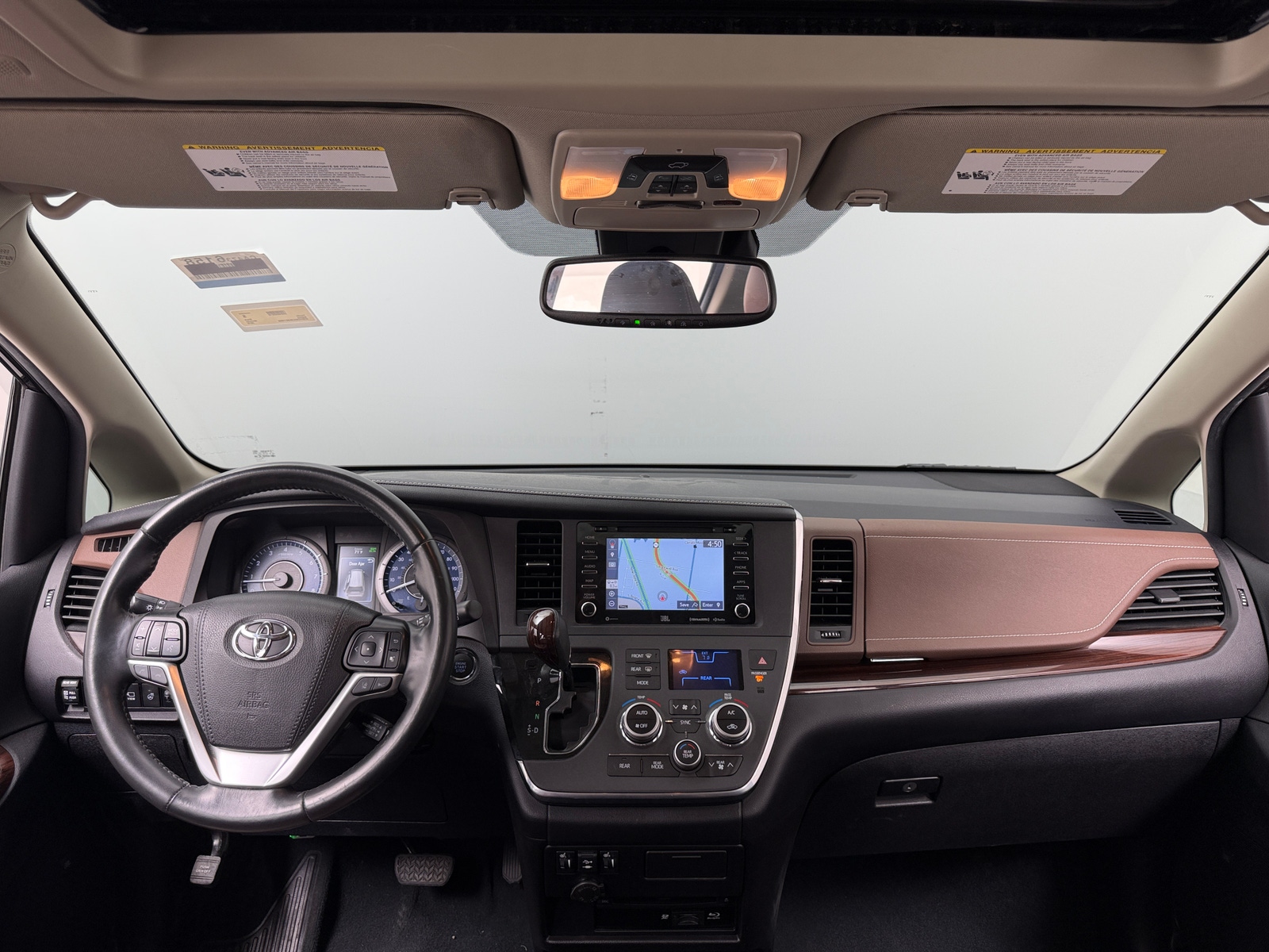 Thumbnail: 2019 Toyota Sienna - 2