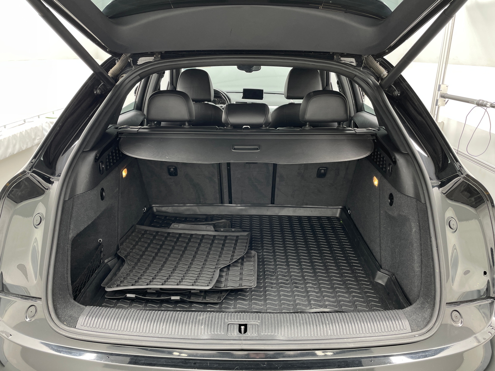Thumbnail: 2015 Audi Q3 - 6