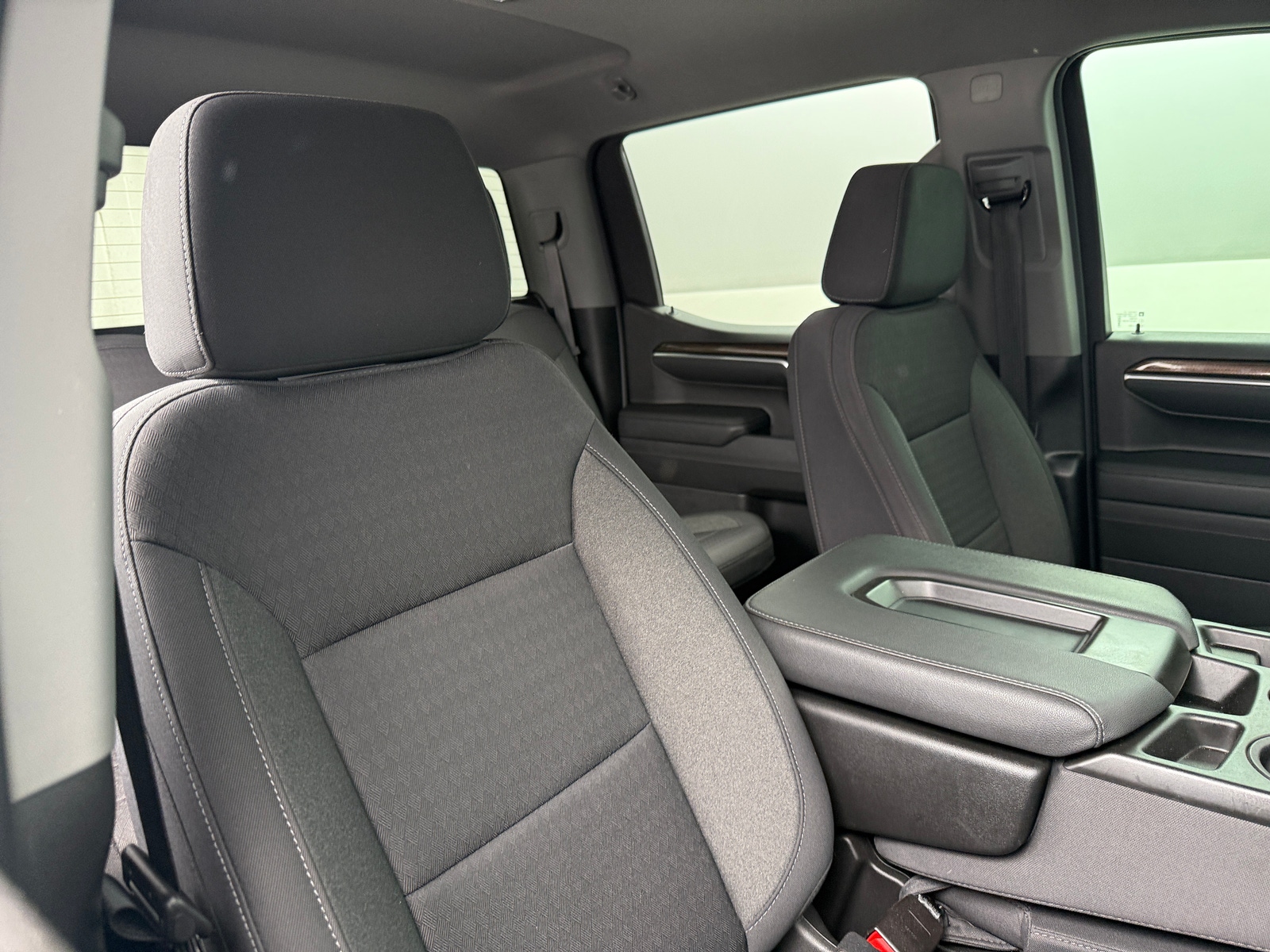 Thumbnail: 2024 Chevrolet Silverado 1500 - 2