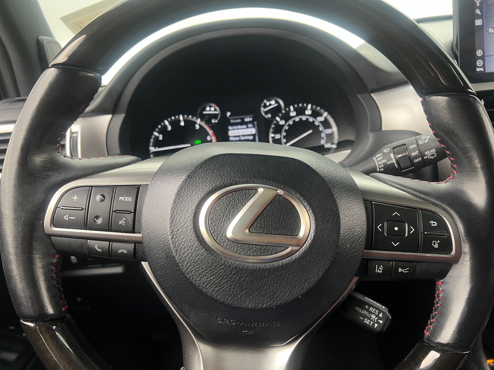 Thumbnail: 2023 Lexus GX - 4