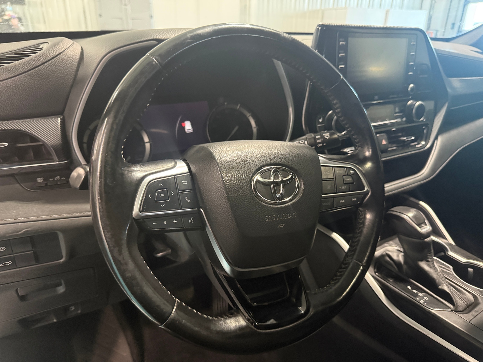 Thumbnail: 2021 Toyota Highlander - 4