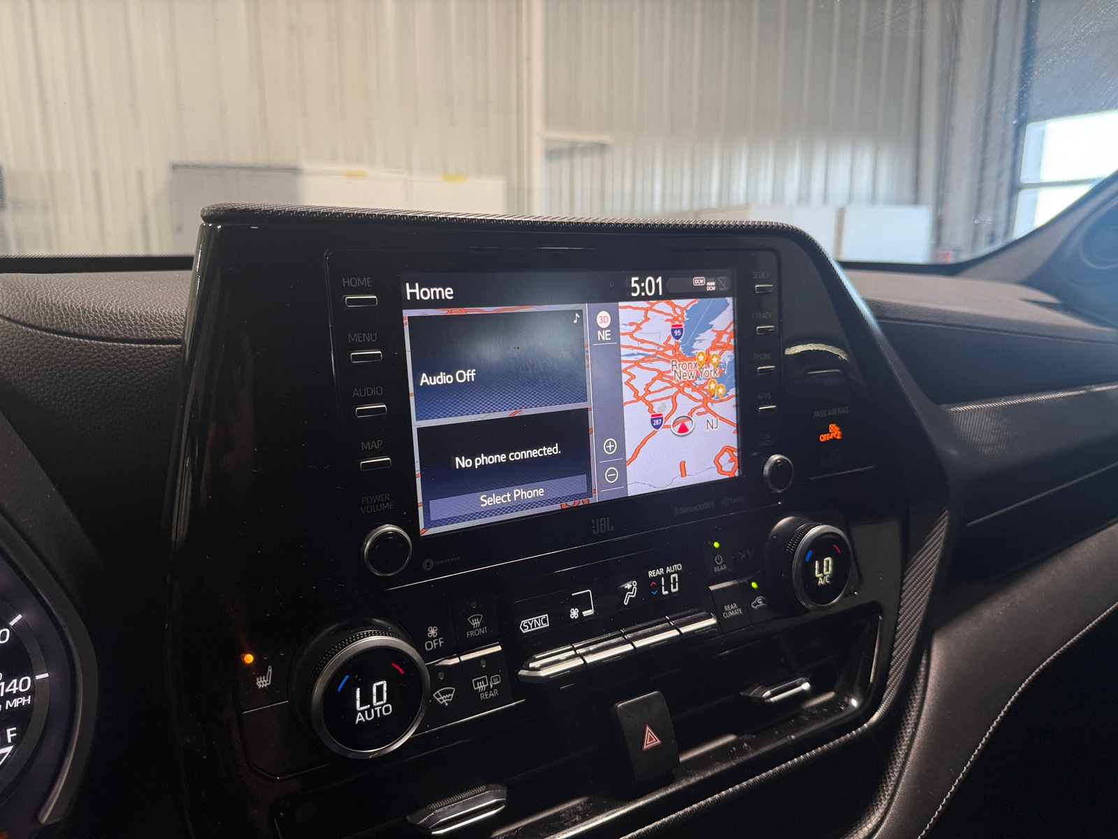 Thumbnail: 2021 Toyota Highlander - 3