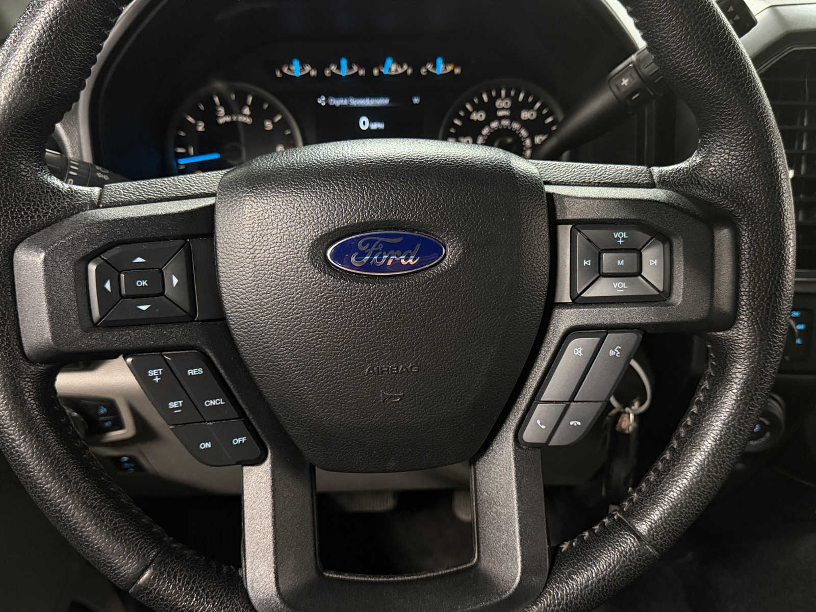 Thumbnail: 2016 Ford Econoline - 5