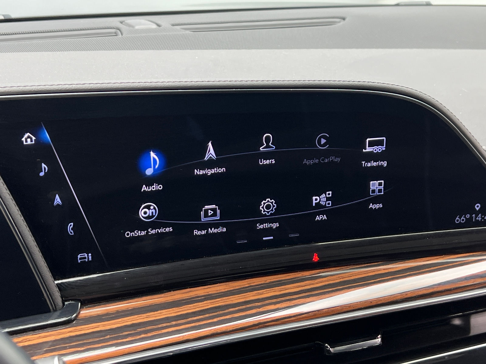 Thumbnail: 2024 Cadillac Escalade - 3