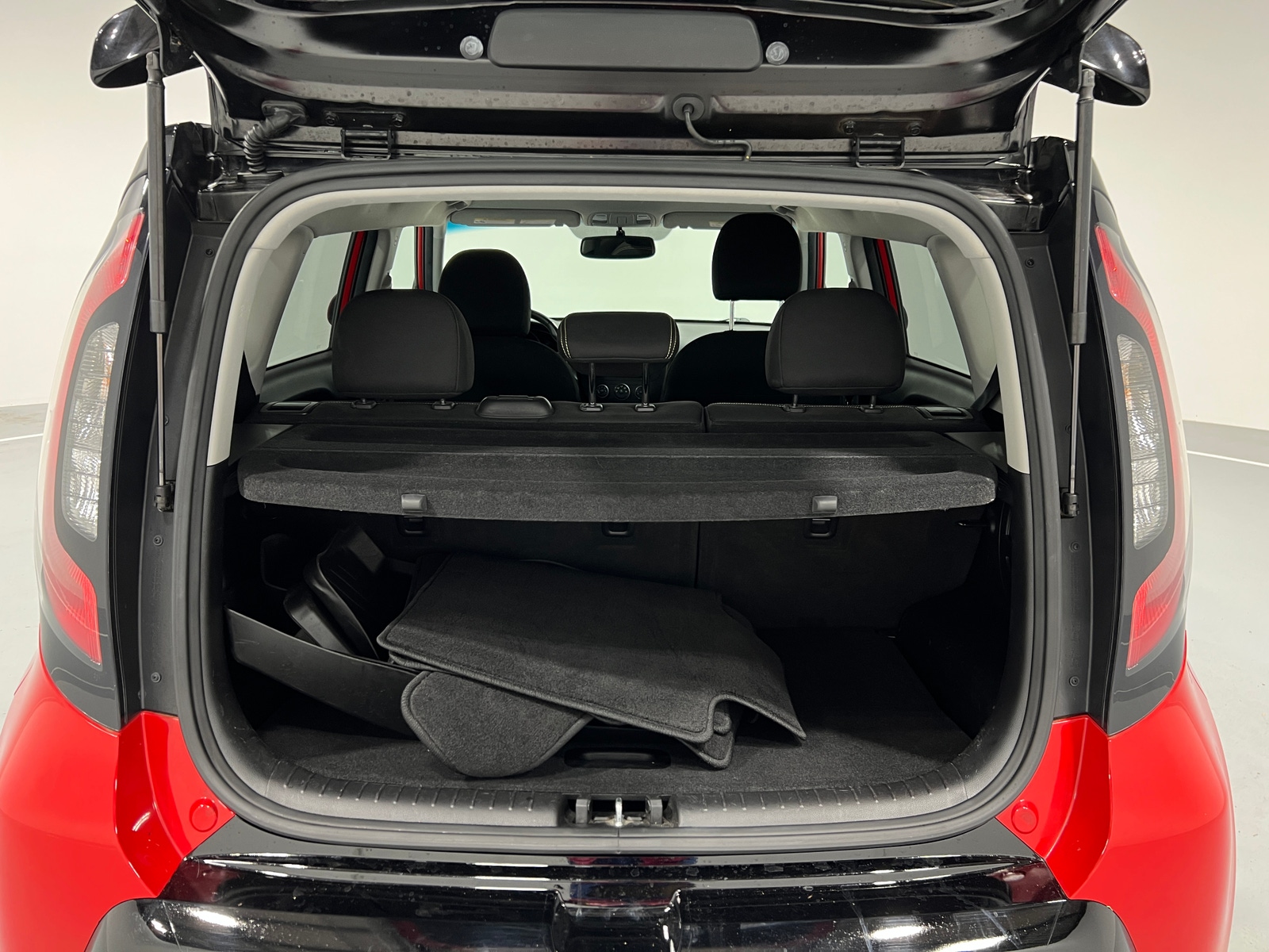 Thumbnail: 2016 Kia Soul - 7