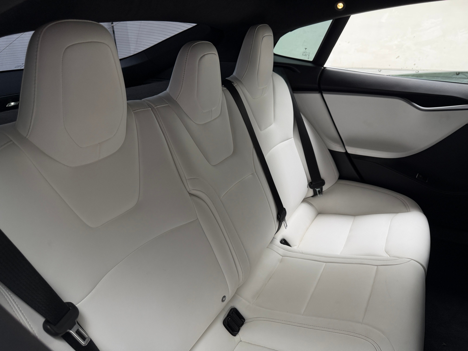 Thumbnail: 2019 Tesla Model S - 5