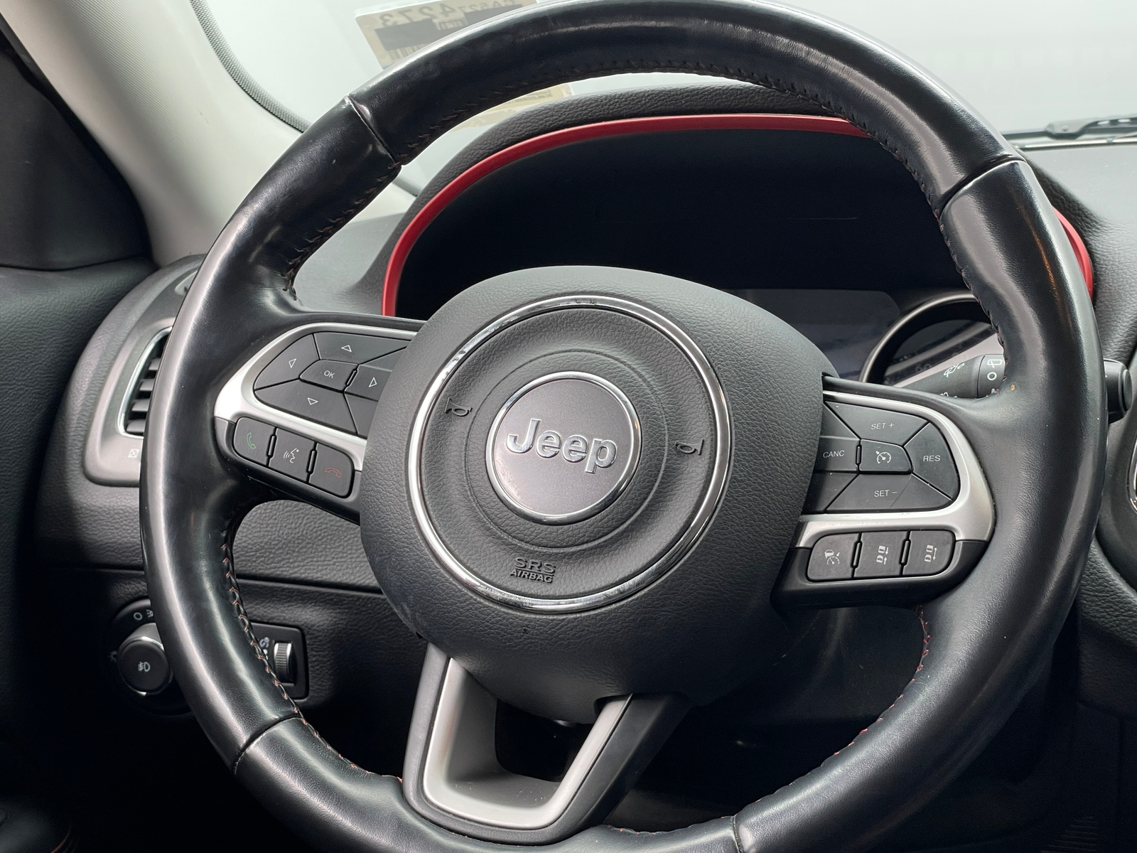 Thumbnail: 2021 Jeep Compass - 4