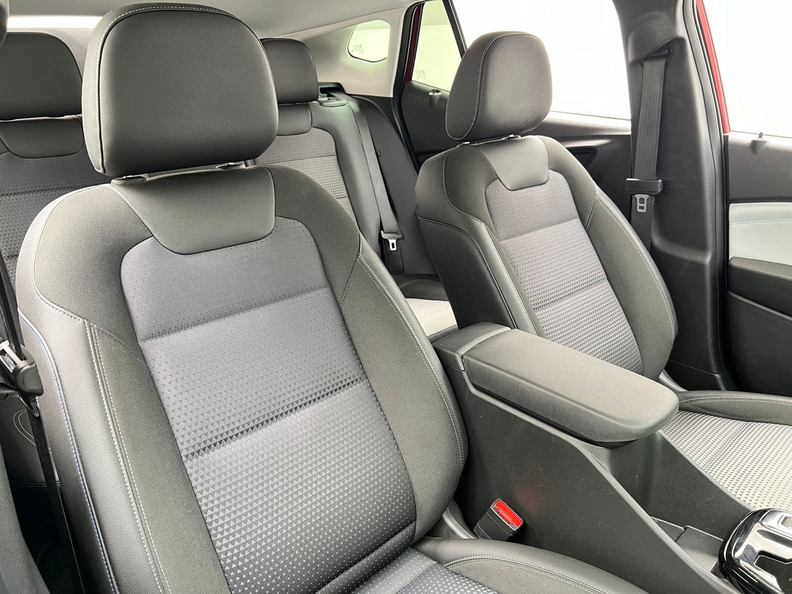 Thumbnail: 2025 Chevrolet Trax - 2