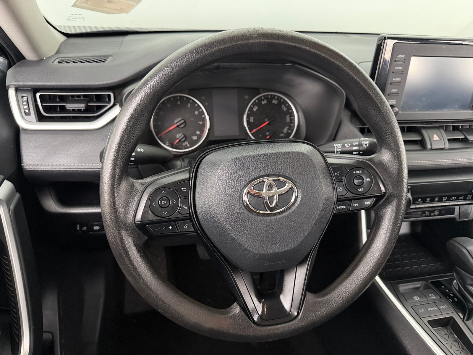 Thumbnail: 2019 Toyota RAV4 - 5