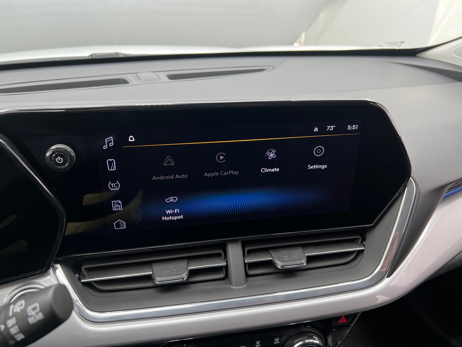 Thumbnail: 2025 Chevrolet Trax - 4