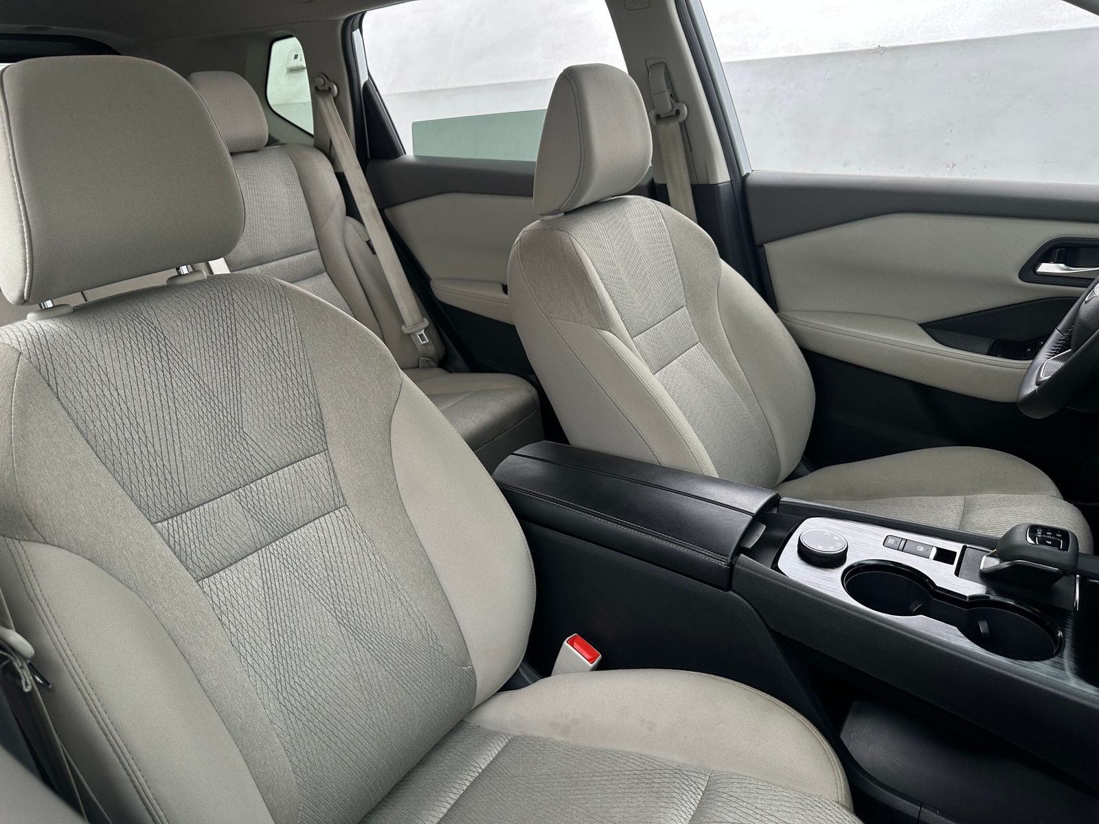 Thumbnail: 2025 Nissan Rogue - 2