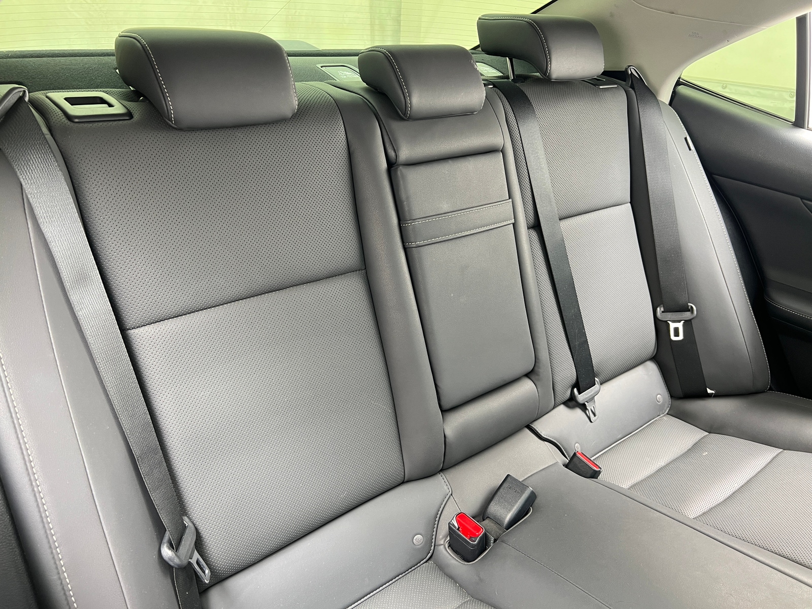 Thumbnail: 2018 Lexus IS - 5