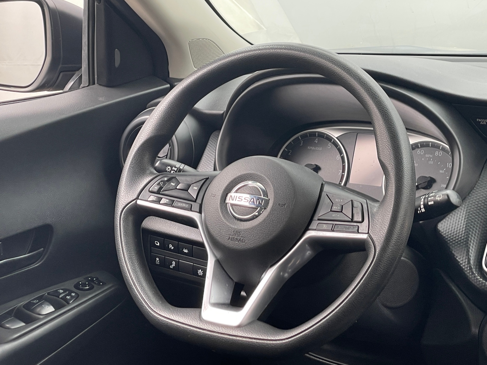 Thumbnail: 2021 Nissan Kicks - 5
