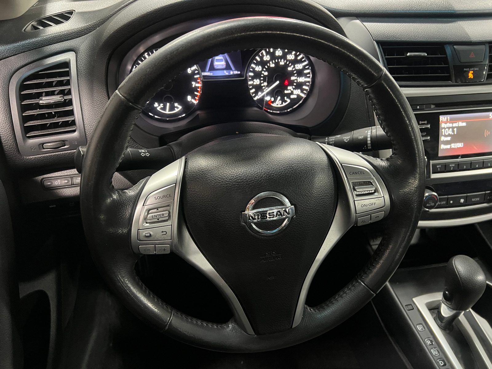 Thumbnail: 2017 Nissan Altima - 5