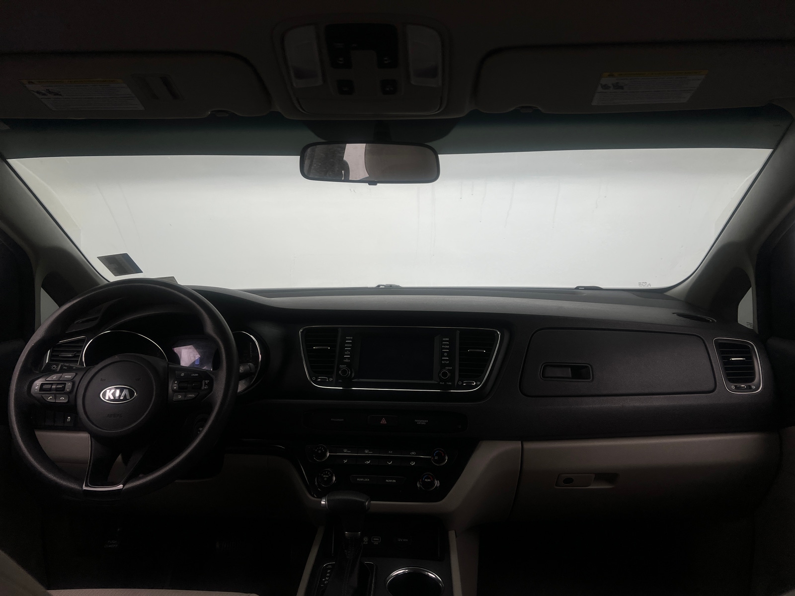 Thumbnail: 2019 Kia Sedona - 3