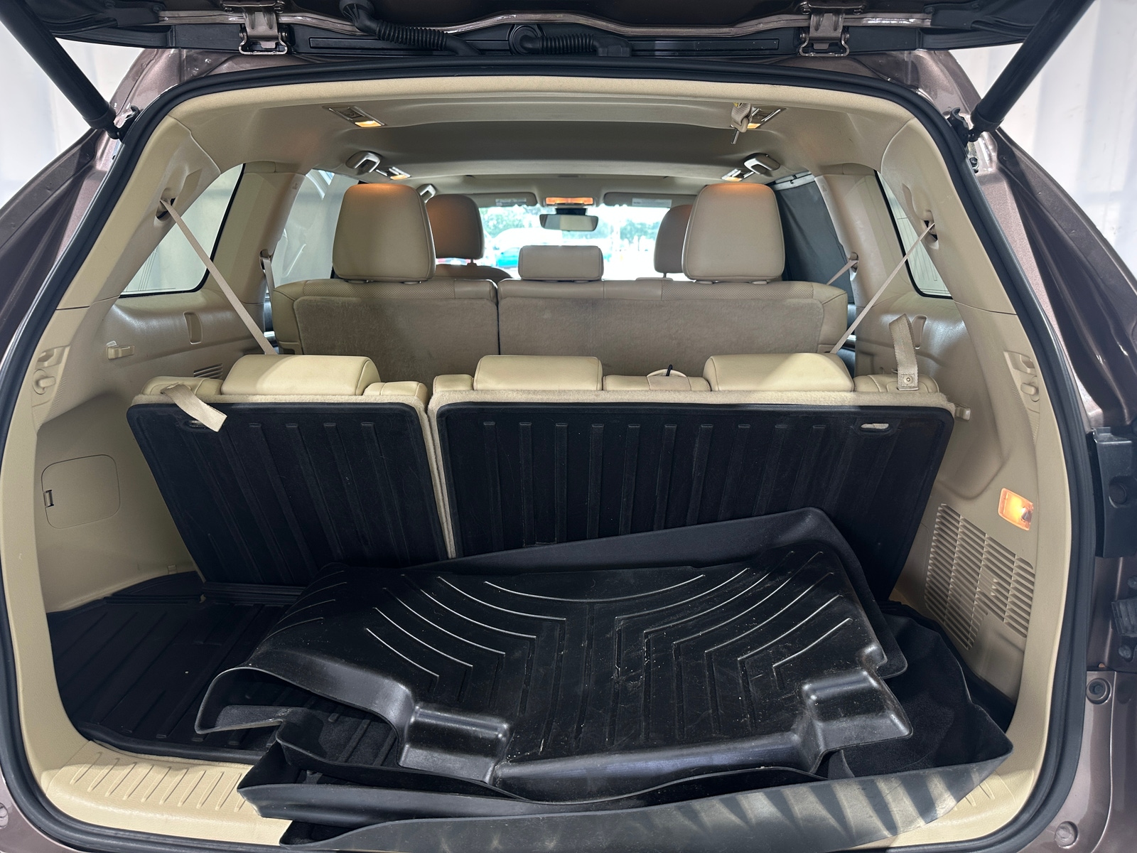 Thumbnail: 2019 Toyota Highlander - 6