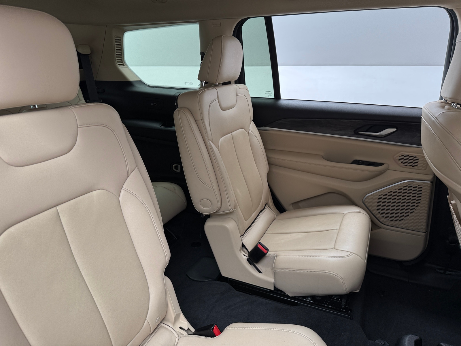 Thumbnail: 2022 Jeep Grand Cherokee L - 5