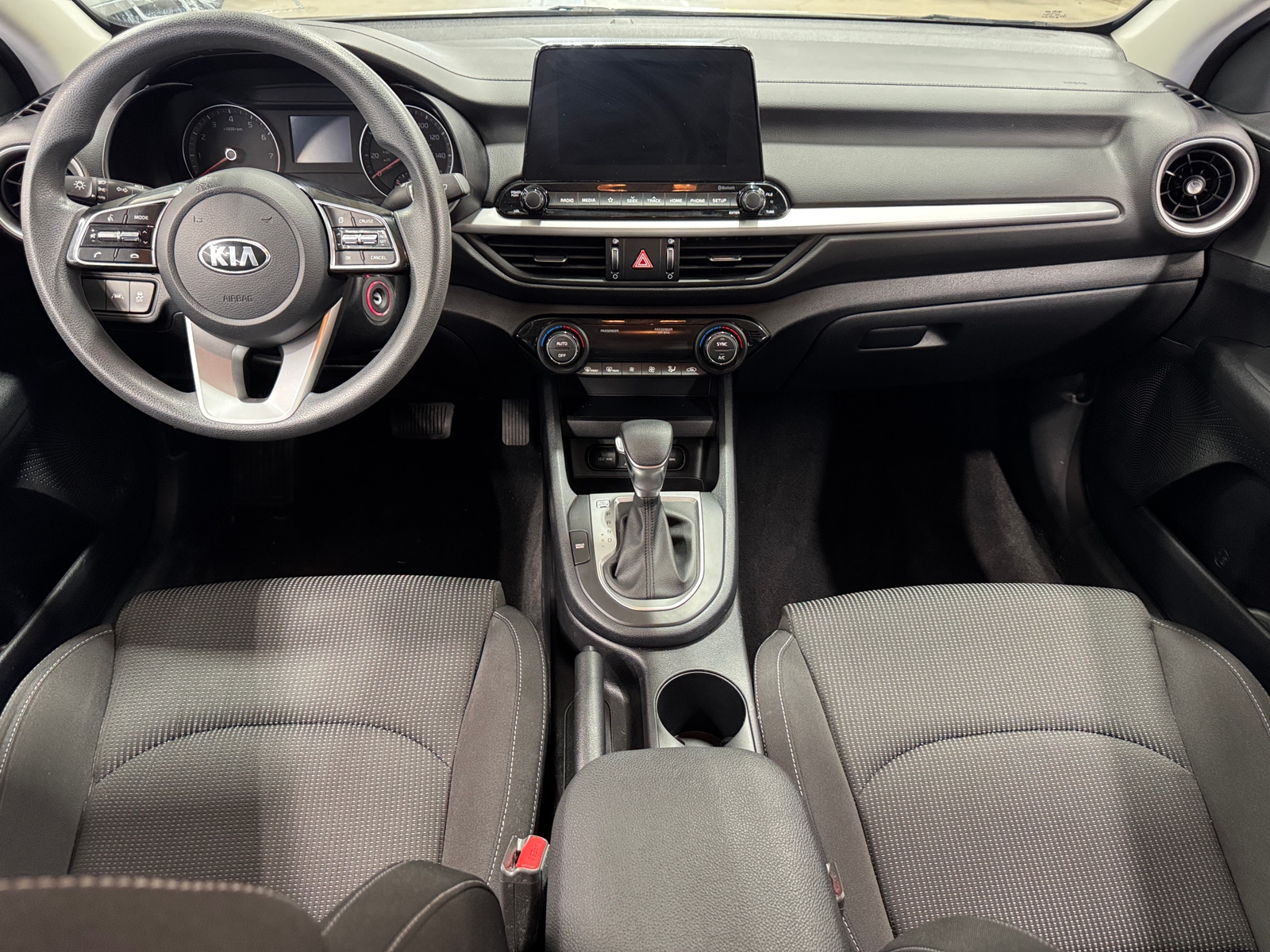 Thumbnail: 2019 Kia Forte - 3