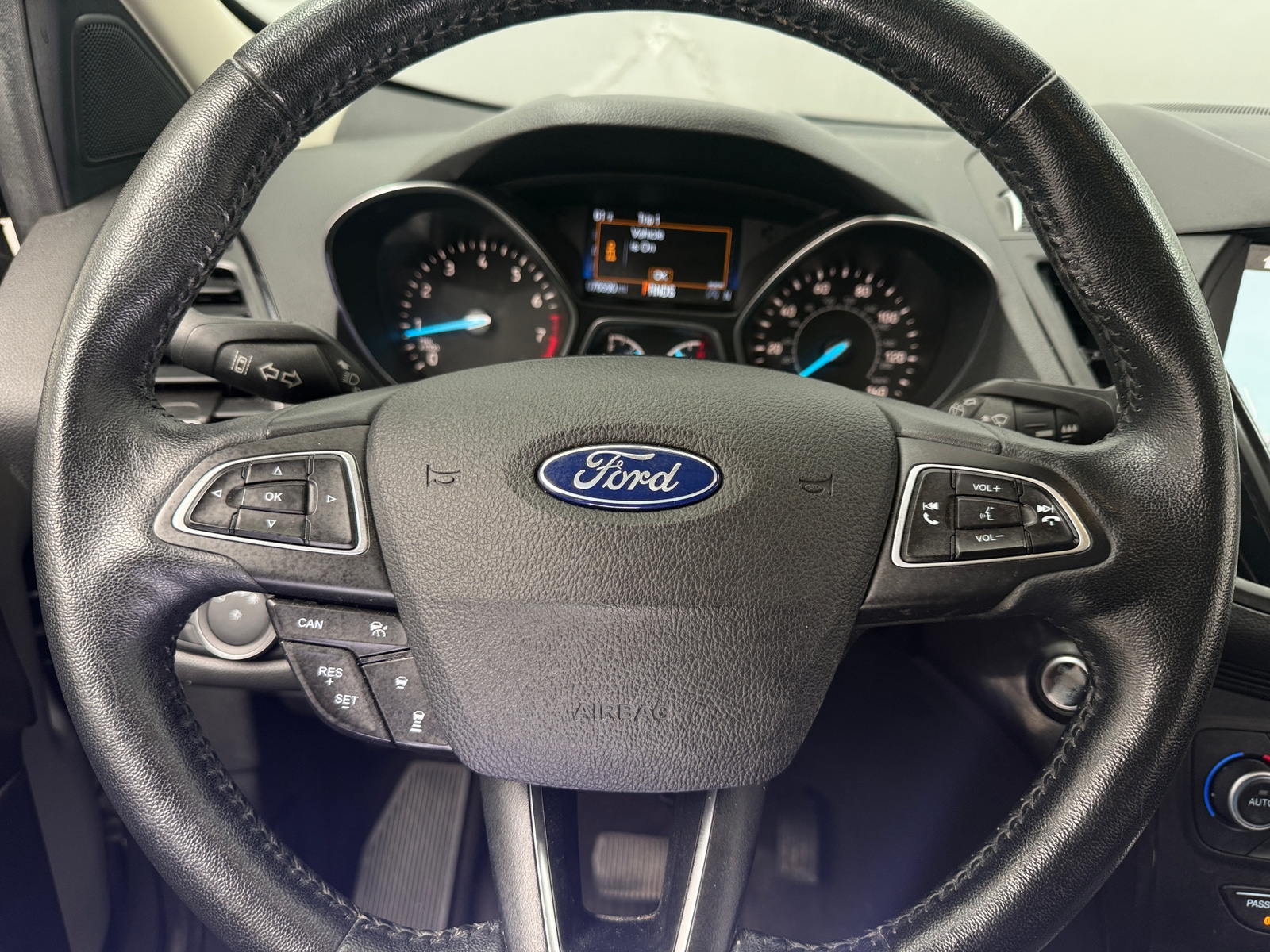 Thumbnail: 2019 Ford Escape - 4