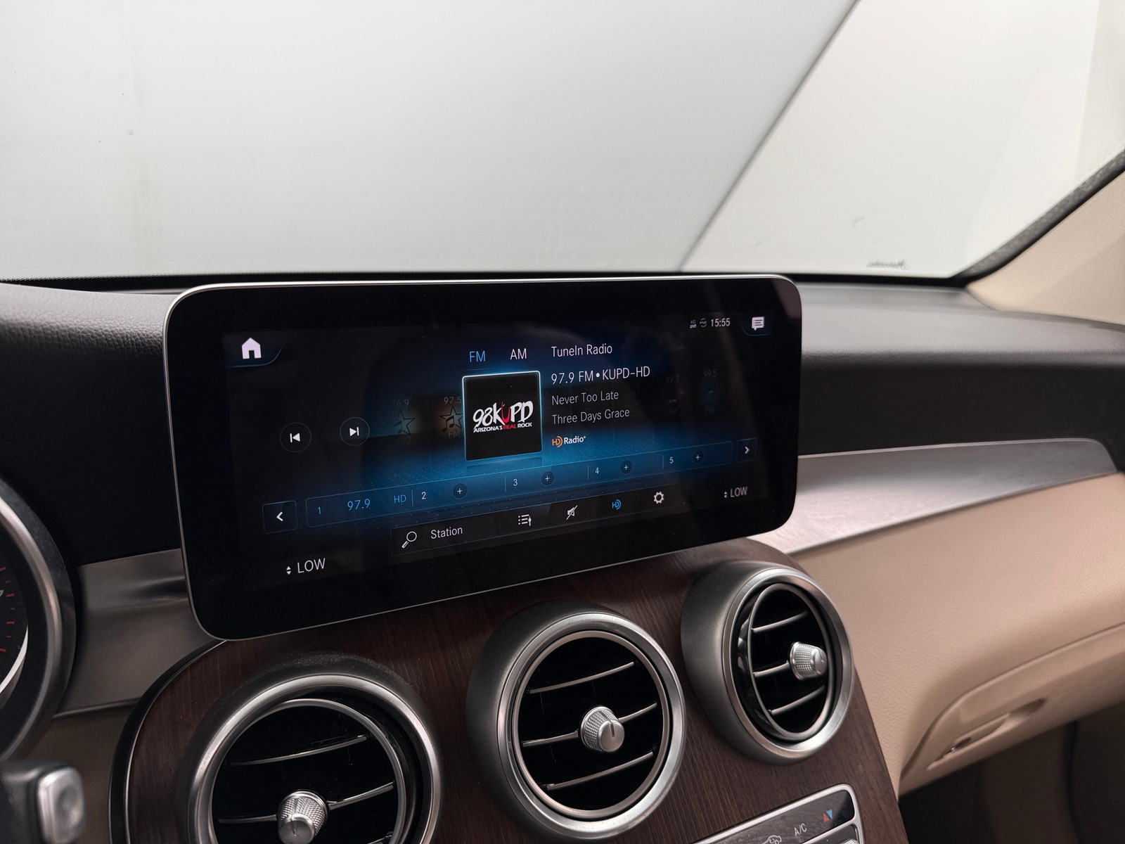 Thumbnail: 2020 Mercedes-Benz GLC - 3