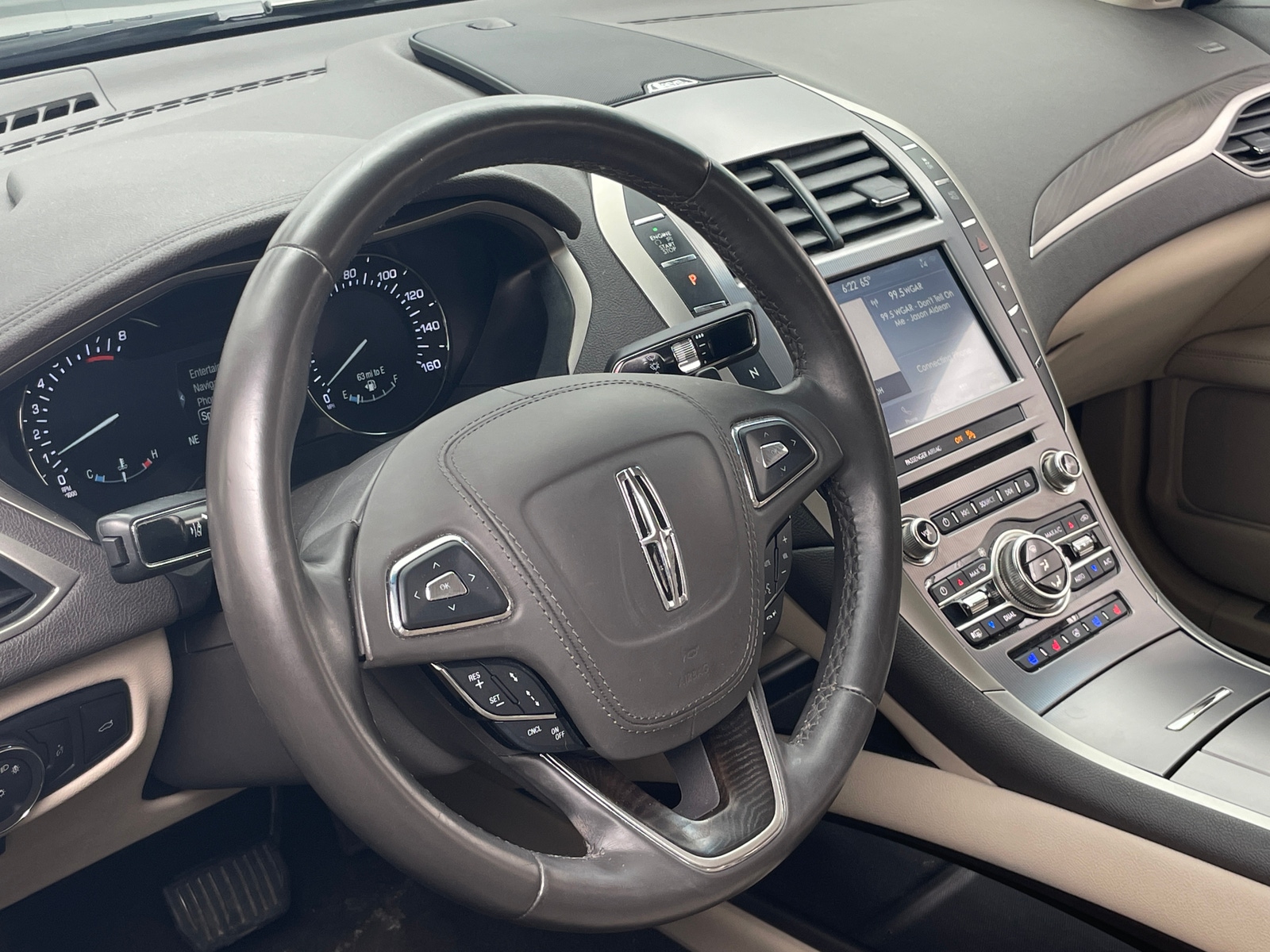 Thumbnail: 2020 Lincoln MKZ - 4